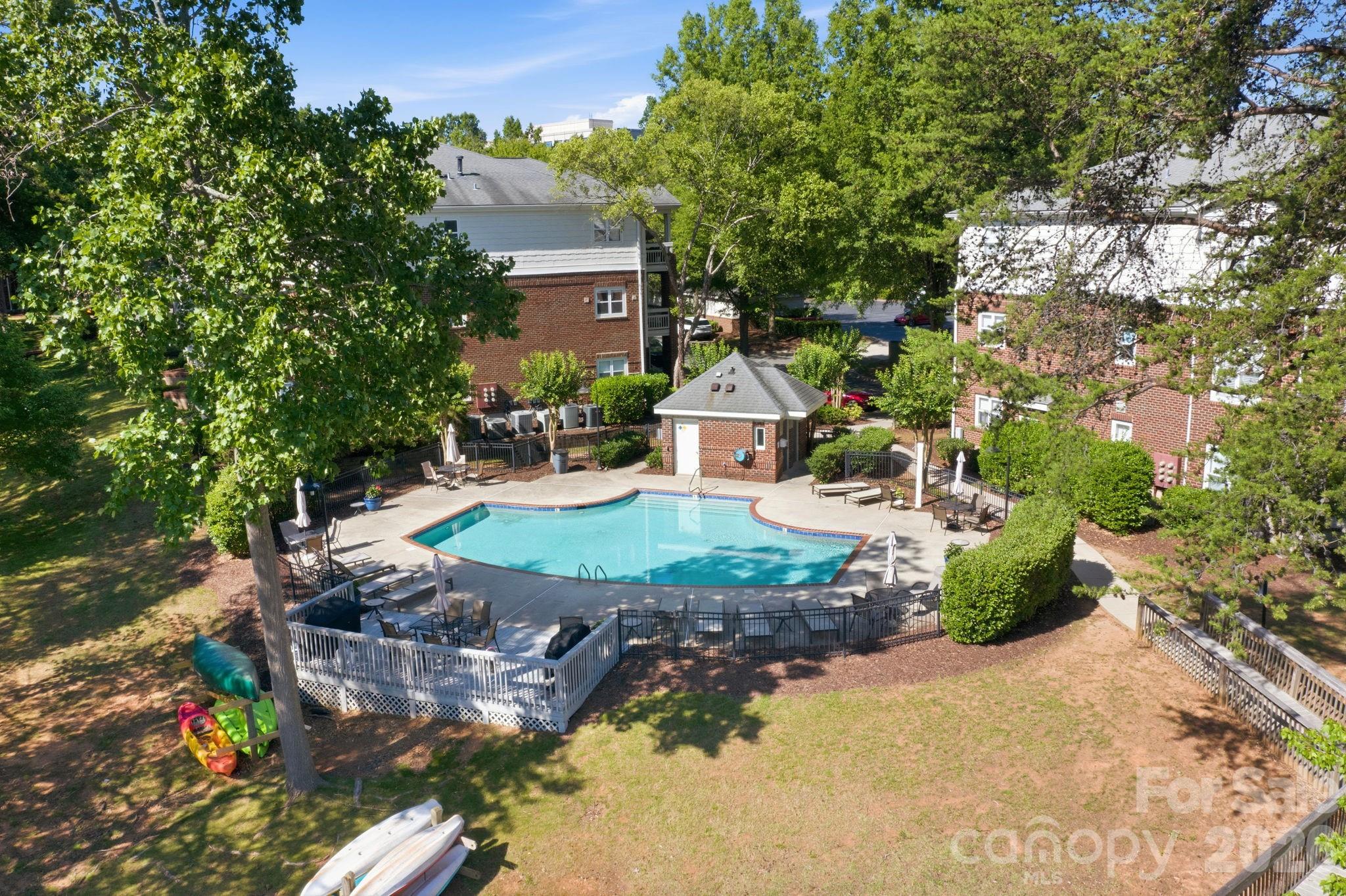 713 Northeast Drive — Davidson