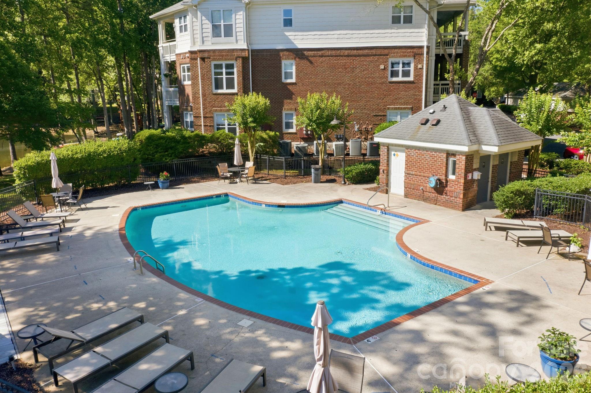 713 Northeast Drive — Davidson