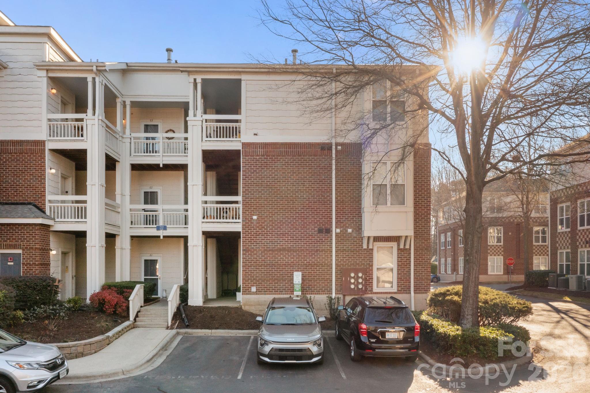713 Northeast Drive — Davidson