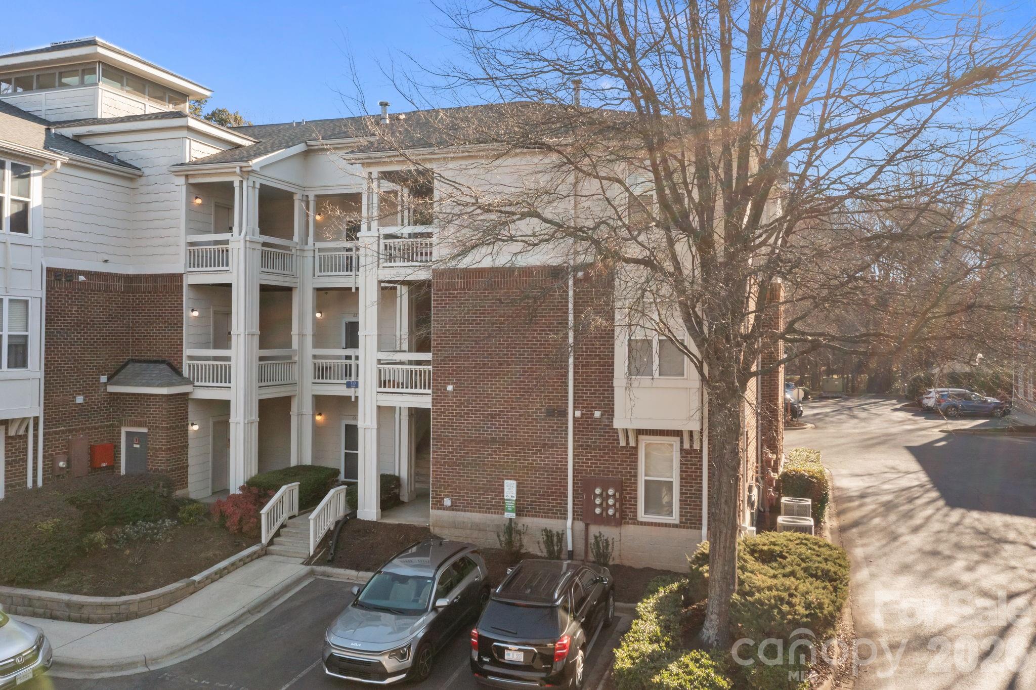713 Northeast Drive — Davidson