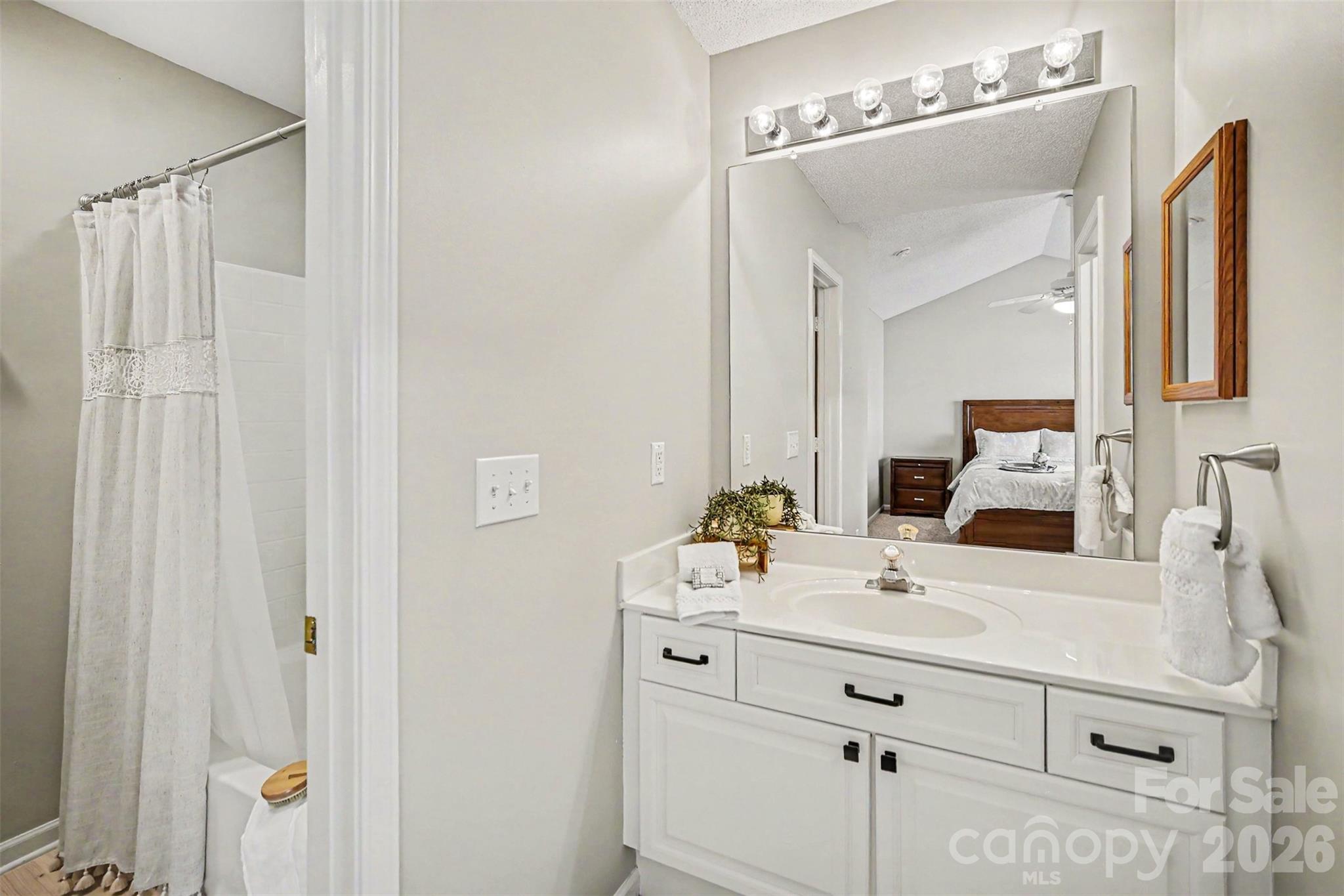 9725 Mattforest Circle — Charlotte