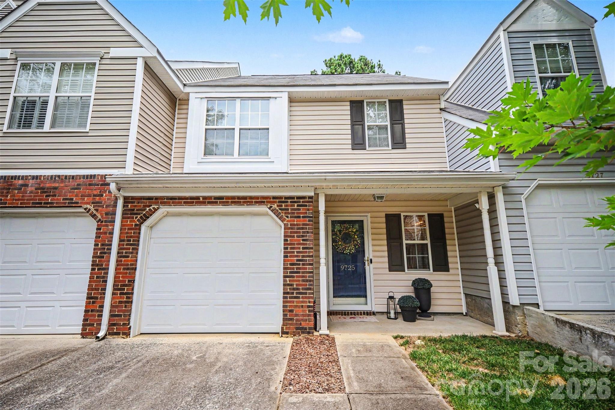 9725 Mattforest Circle — Charlotte