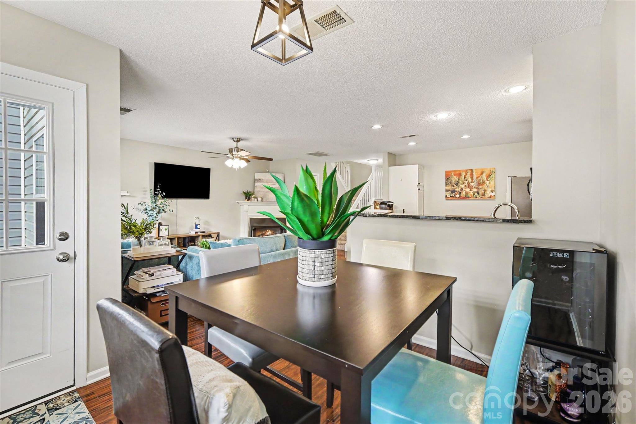 9725 Mattforest Circle — Charlotte