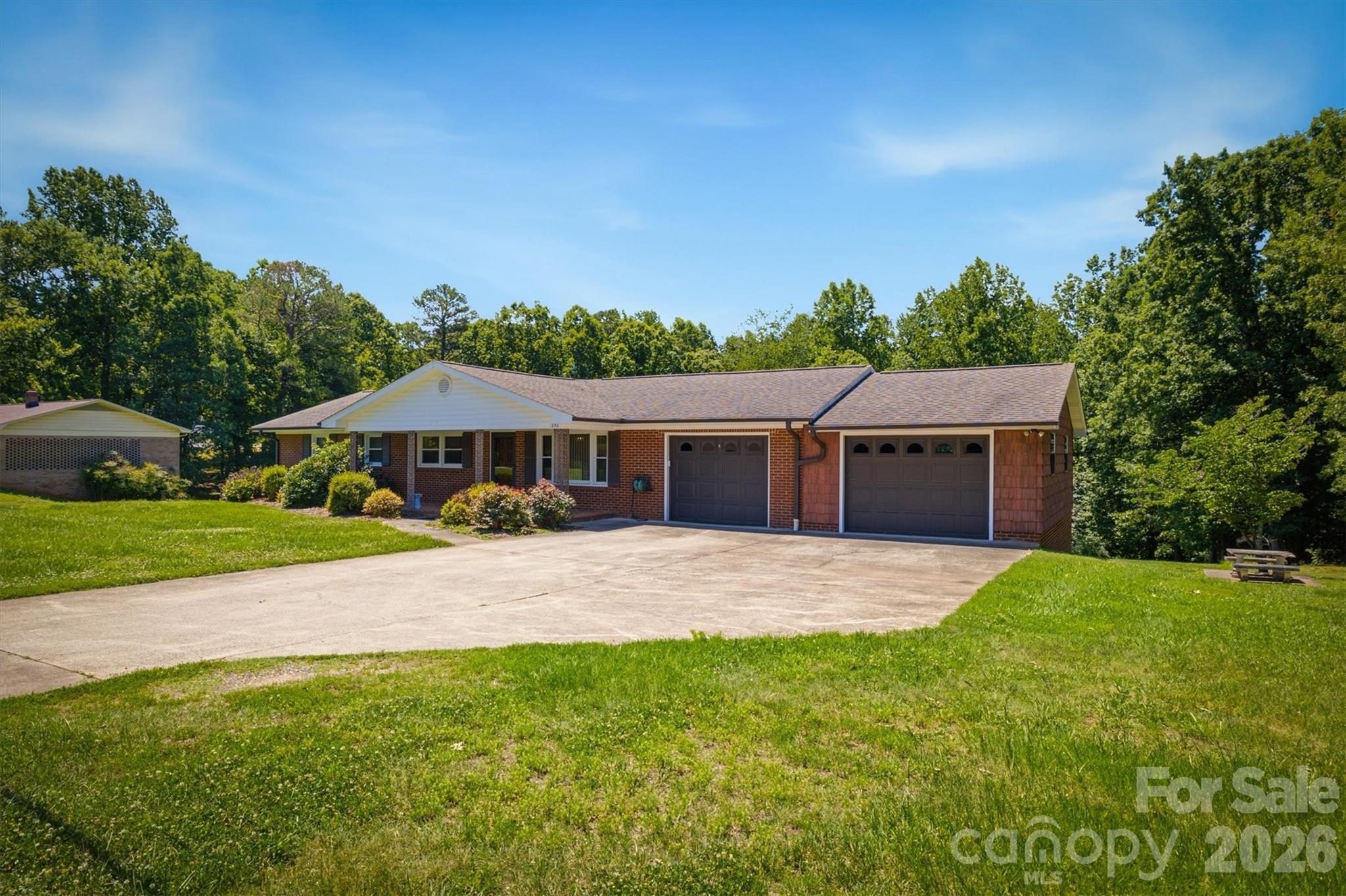 1256 Bethel Road — Morganton
