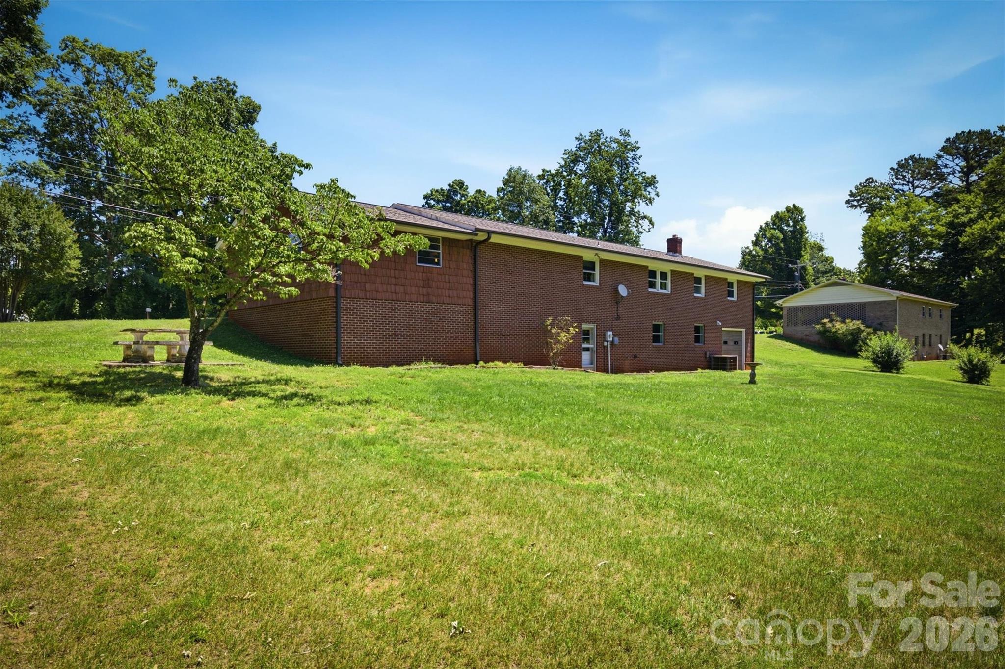 1256 Bethel Road — Morganton