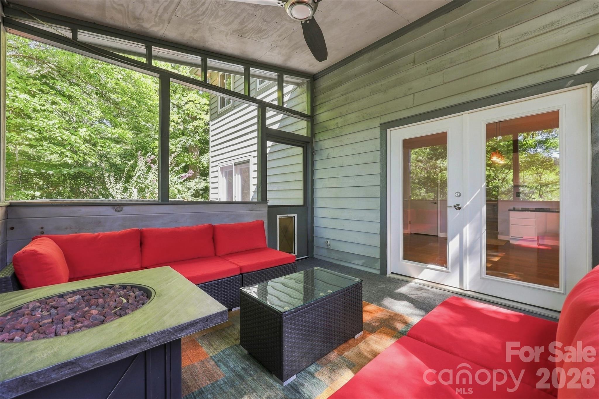 14301 Harbor Estate Road — Charlotte
