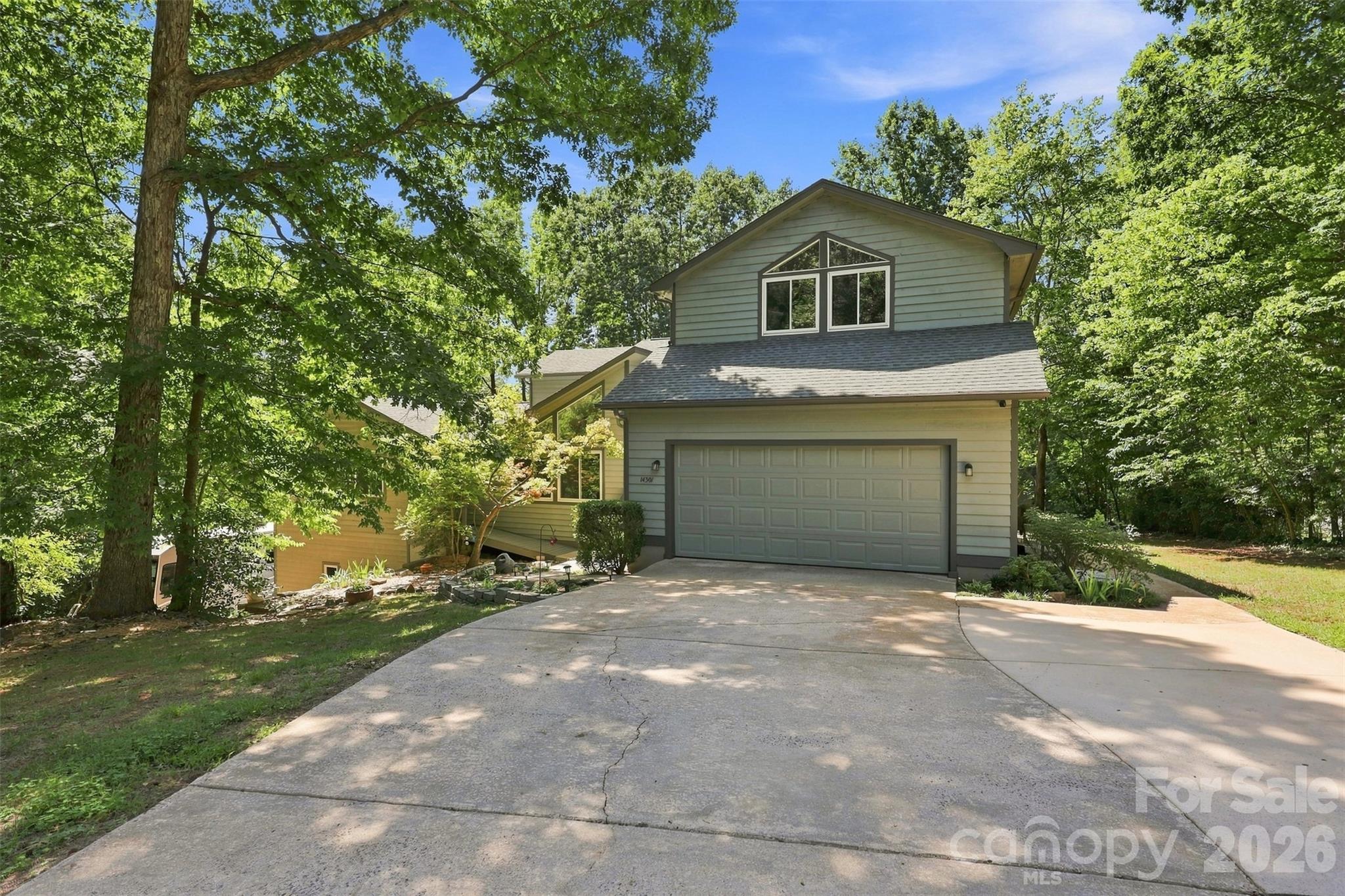 14301 Harbor Estate Road — Charlotte