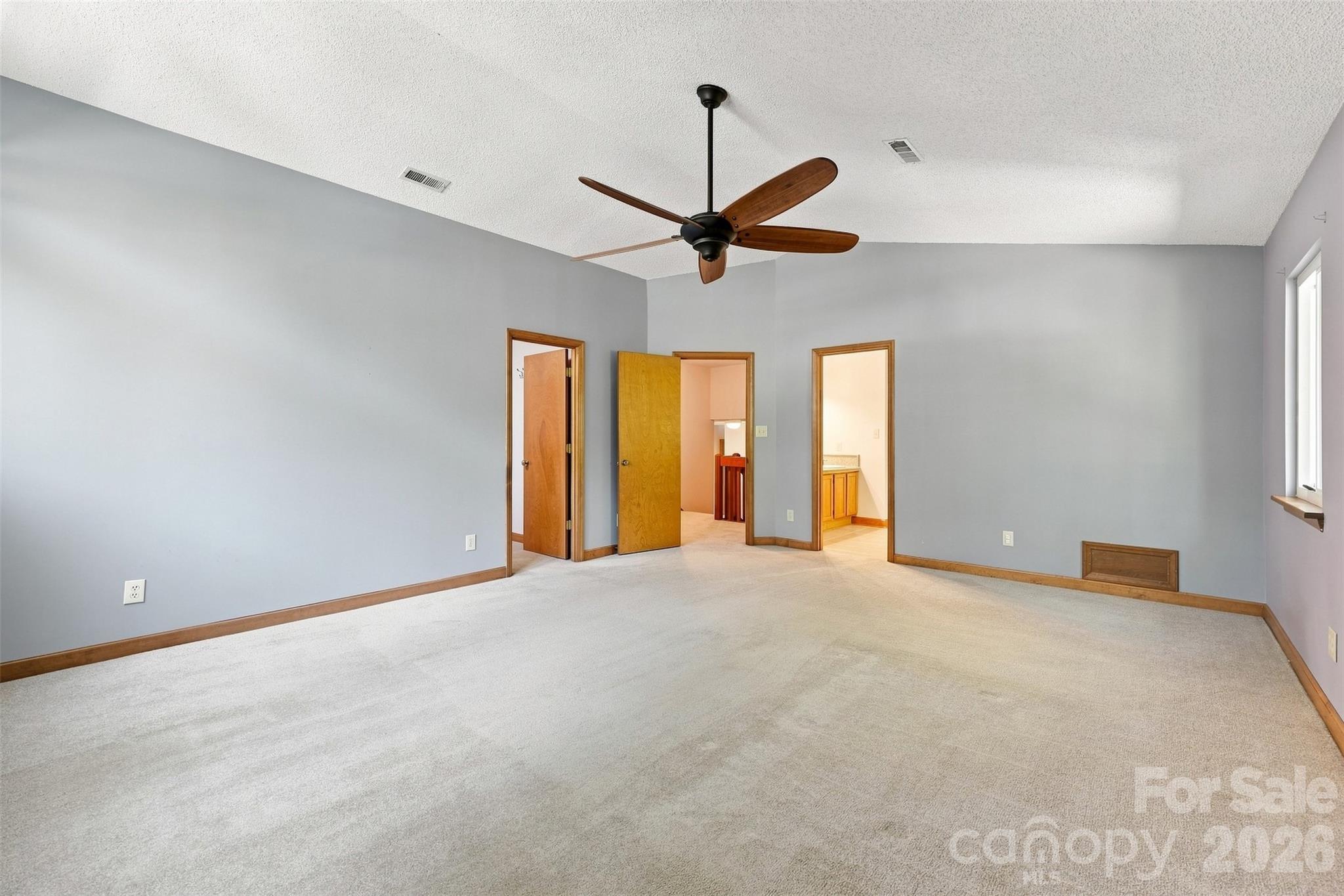 14301 Harbor Estate Road — Charlotte