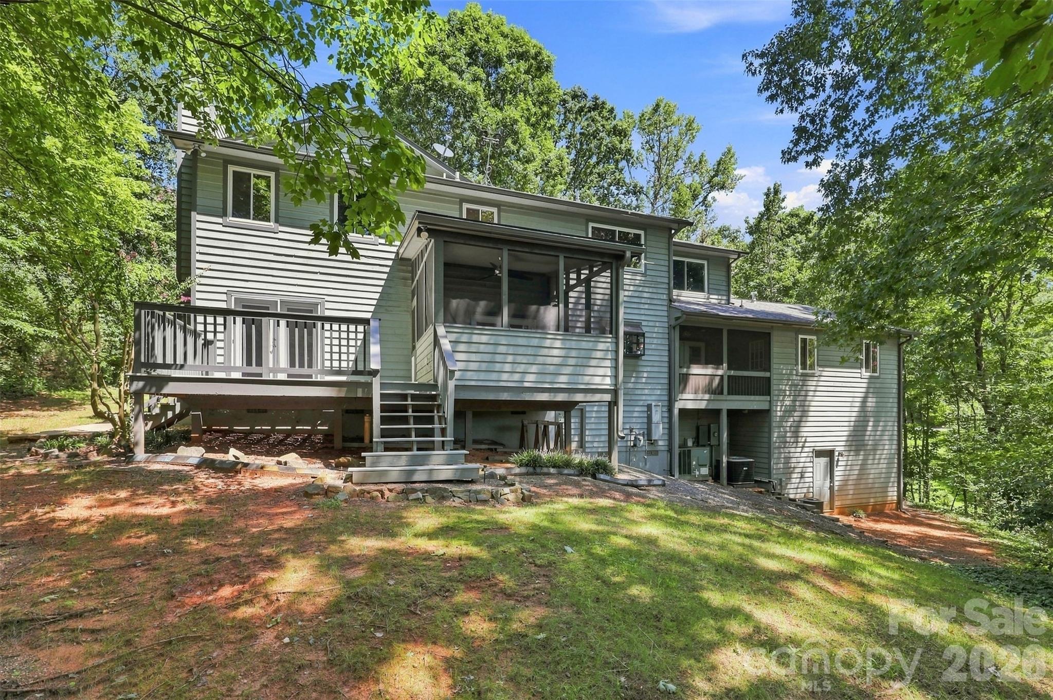 14301 Harbor Estate Road — Charlotte