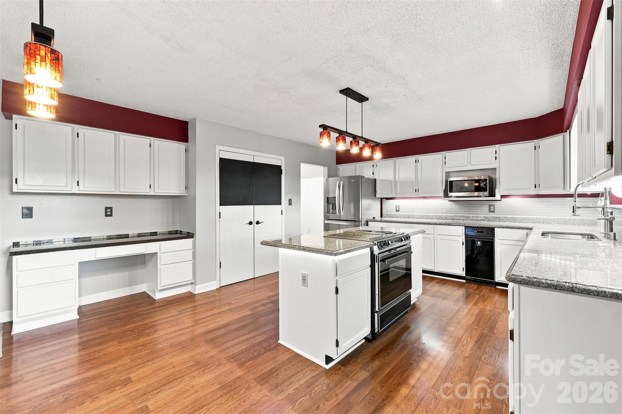 14301 Harbor Estate Road — Charlotte