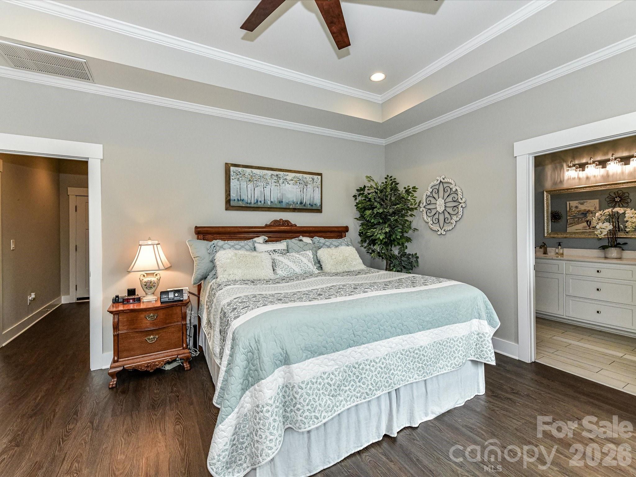 260 Lagoda Drive — Locust