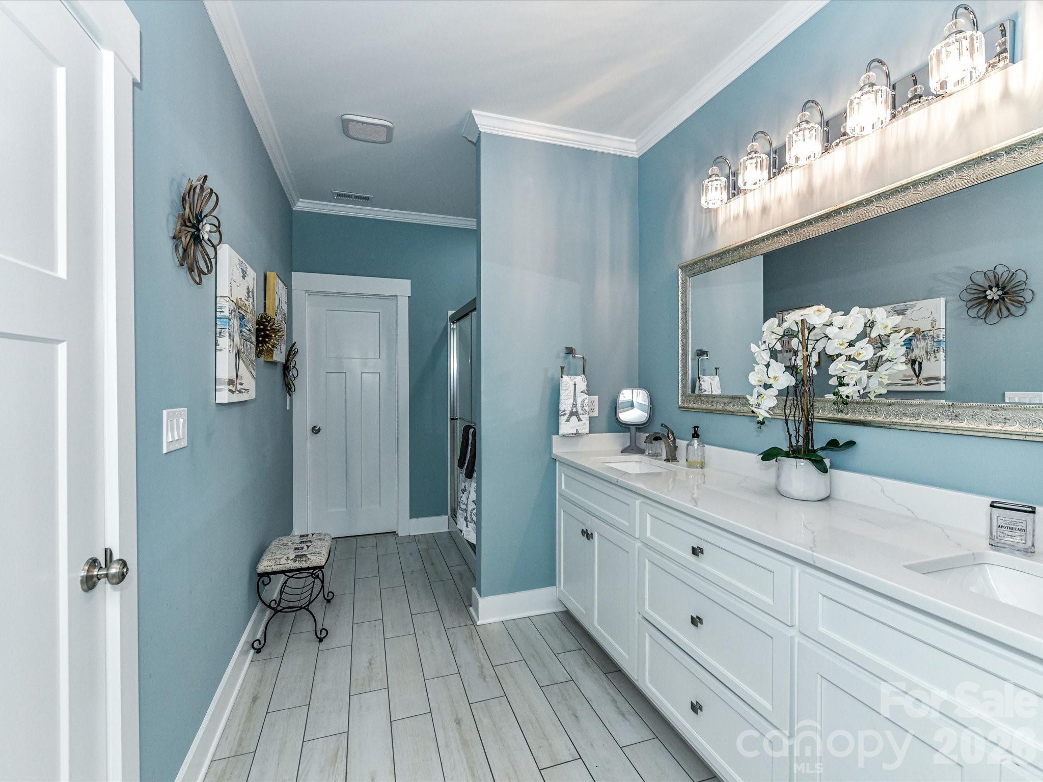 260 Lagoda Drive — Locust