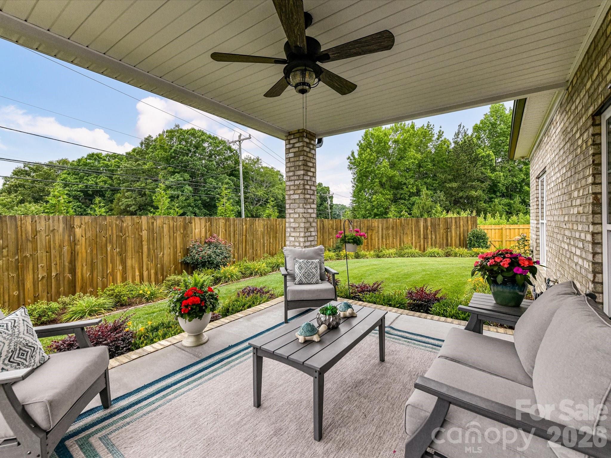 260 Lagoda Drive — Locust