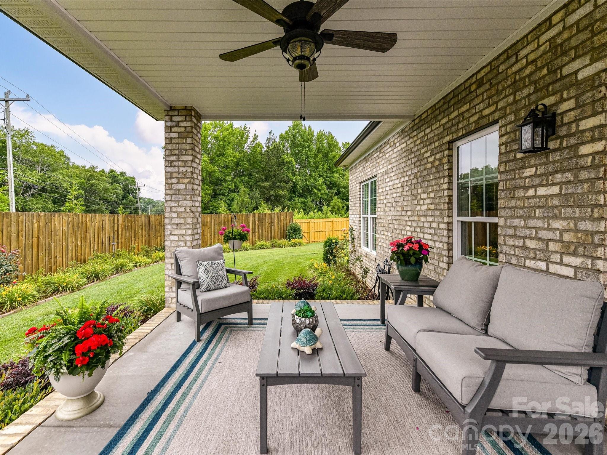 260 Lagoda Drive — Locust