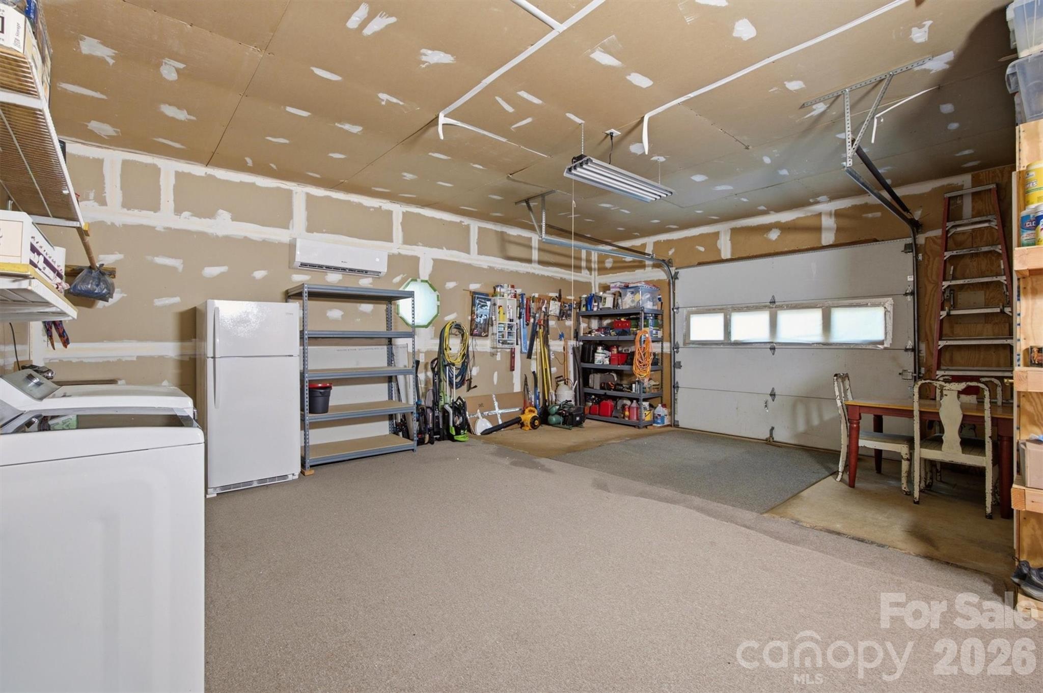 5513 Old Linville Road — Marion