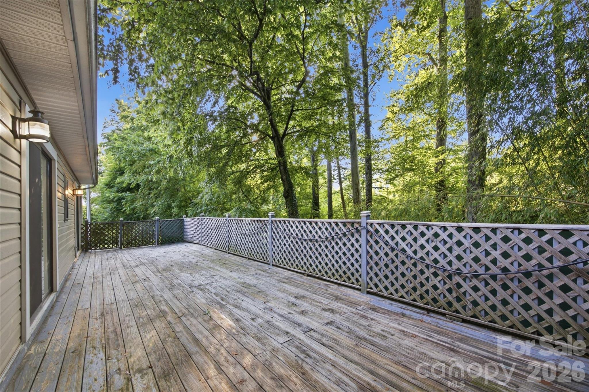 5513 Old Linville Road — Marion