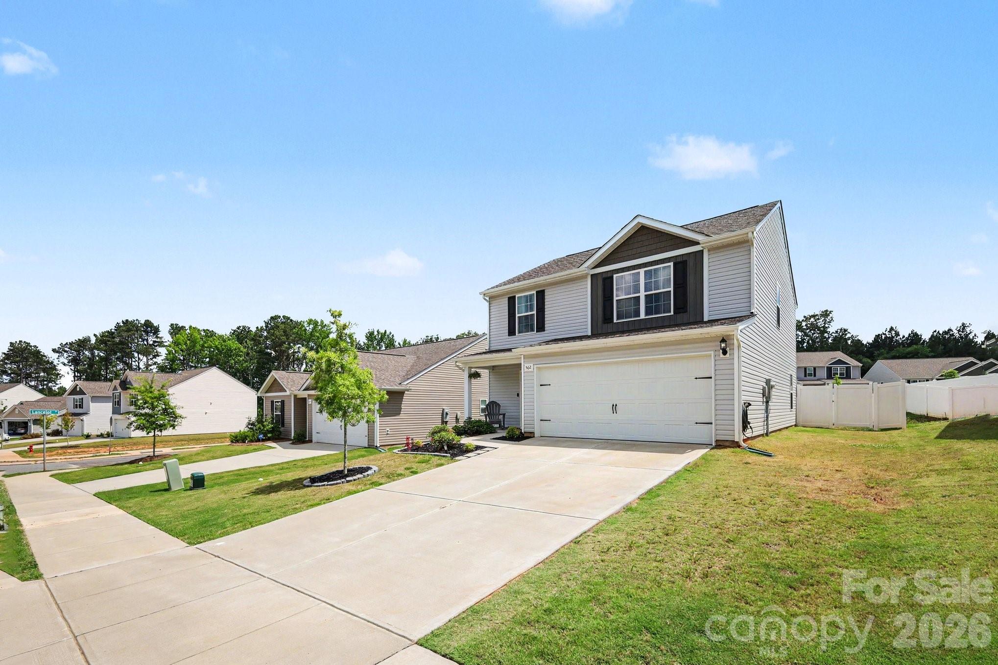 562 Lamorak Place — Richburg