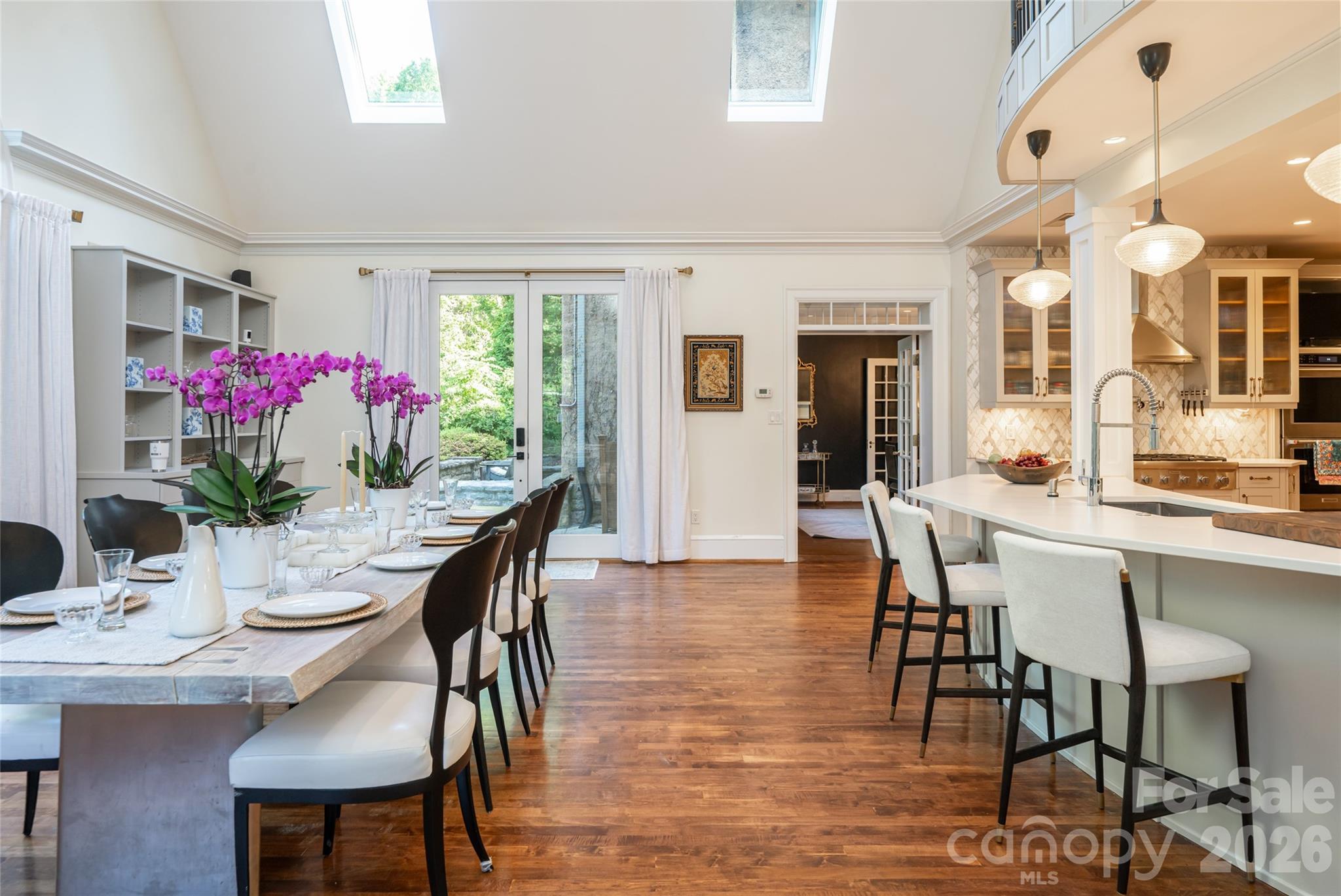 334 Vanderbilt Road — Biltmore Forest