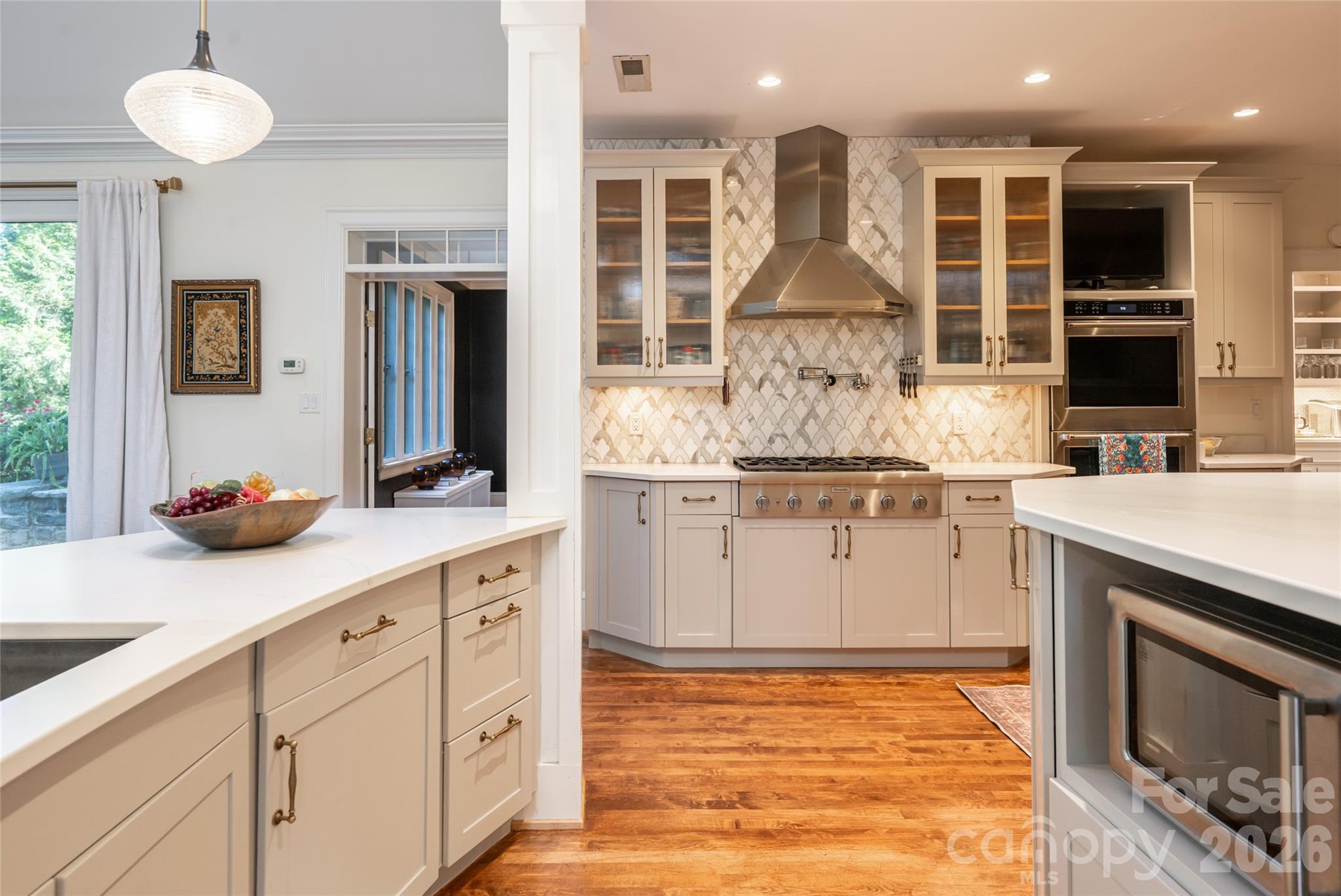 334 Vanderbilt Road — Biltmore Forest
