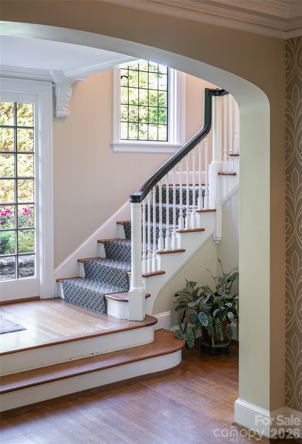 334 Vanderbilt Road — Biltmore Forest