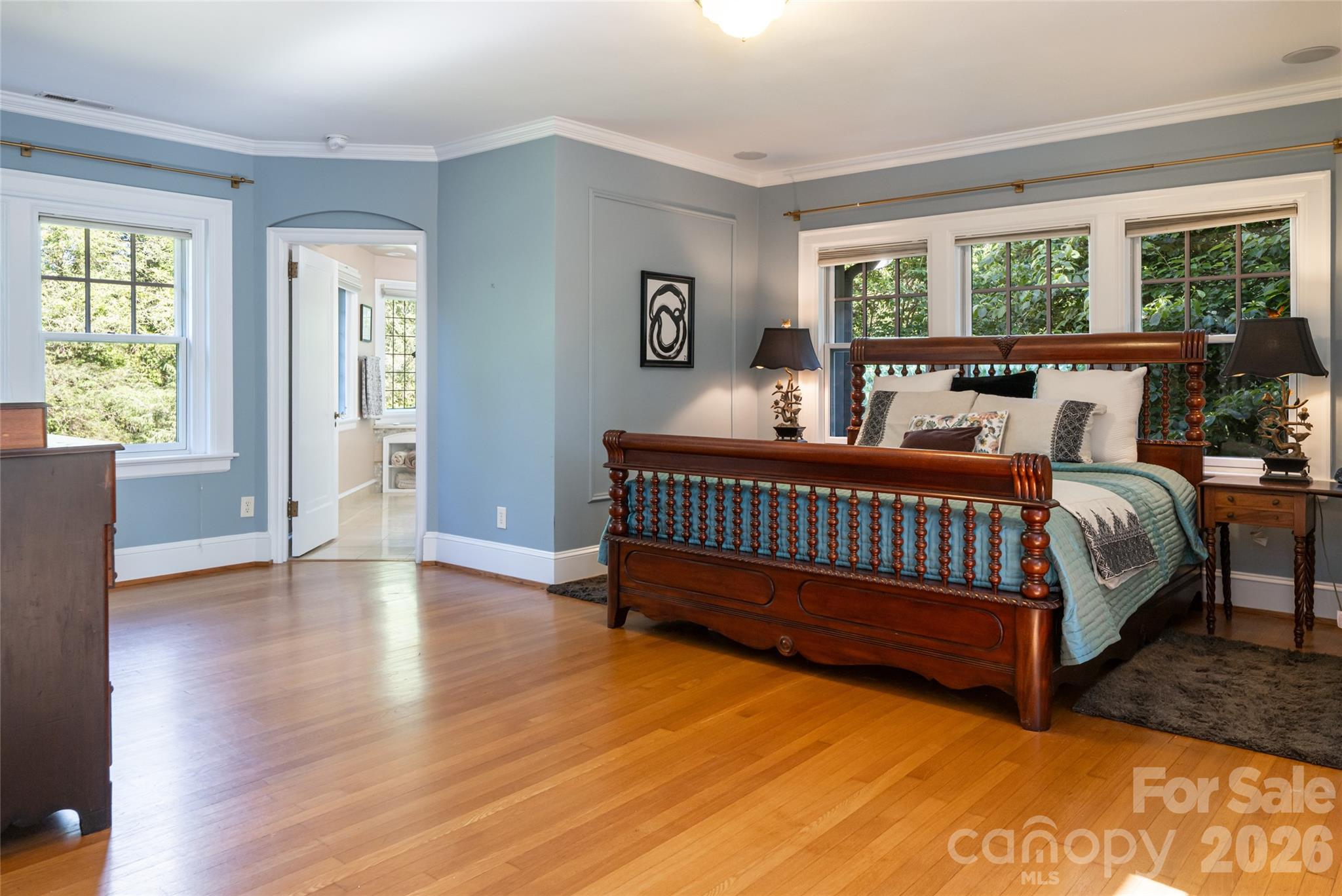 334 Vanderbilt Road — Biltmore Forest