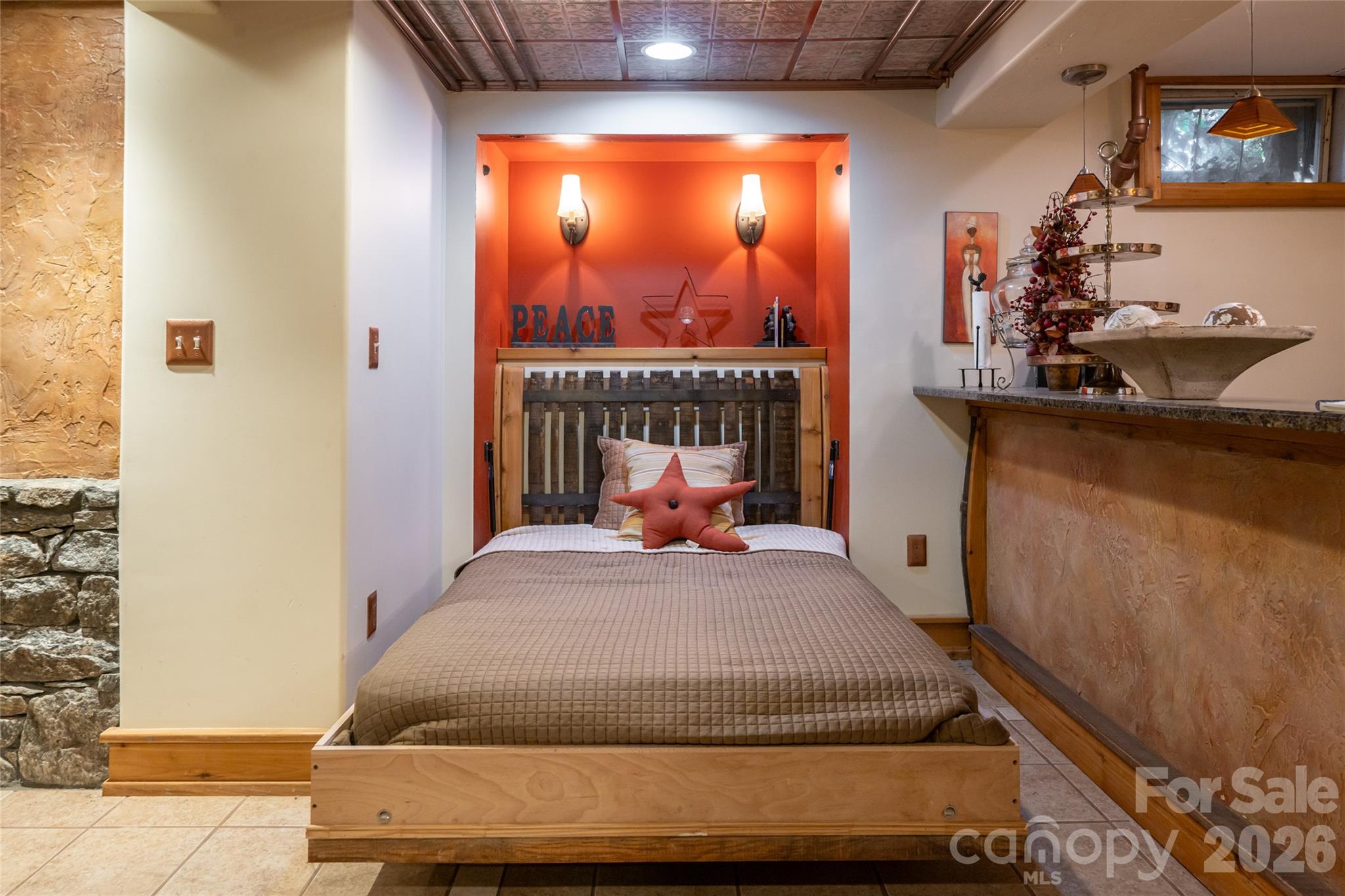 334 Vanderbilt Road — Biltmore Forest