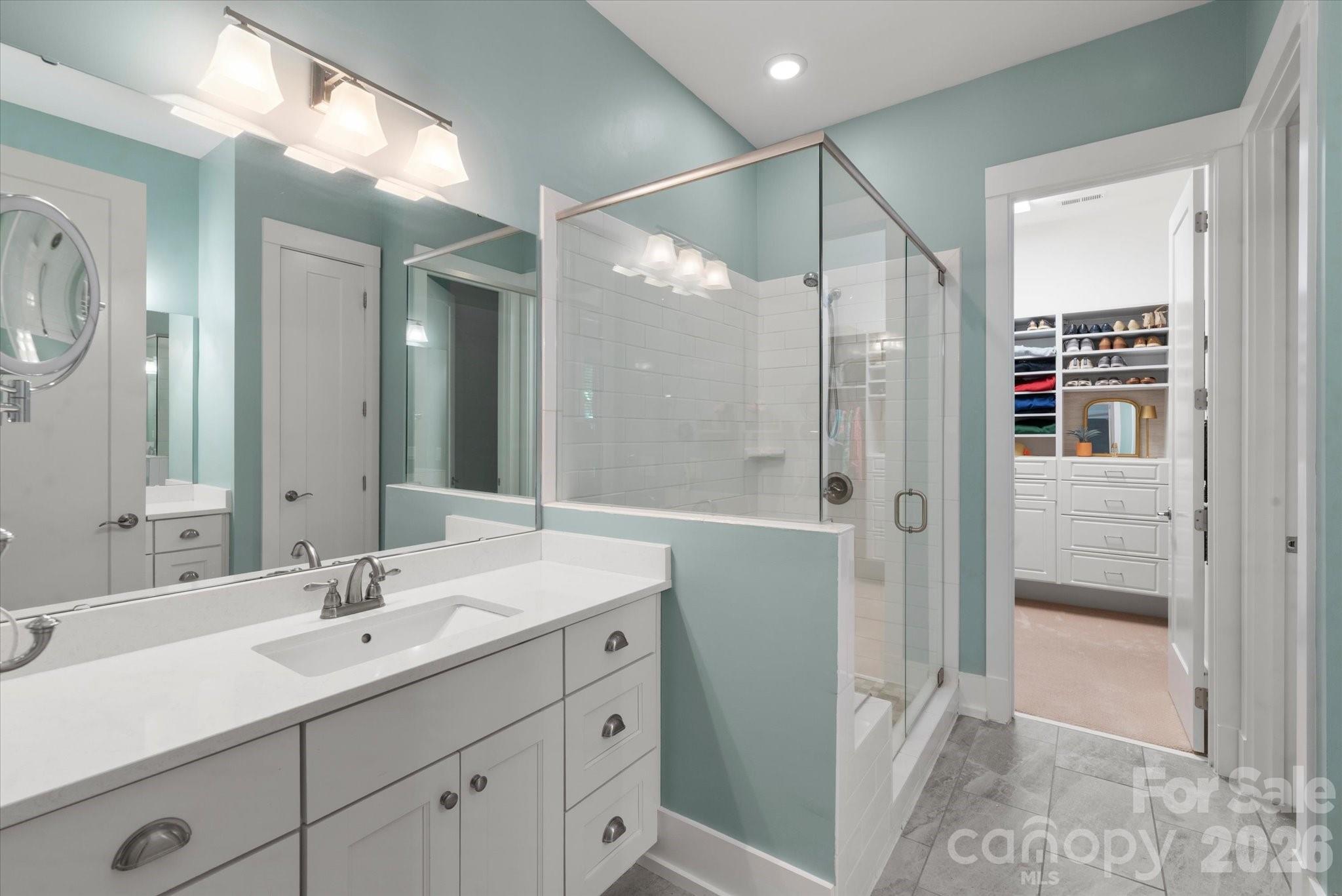 3702 Selwyn Avenue — Charlotte