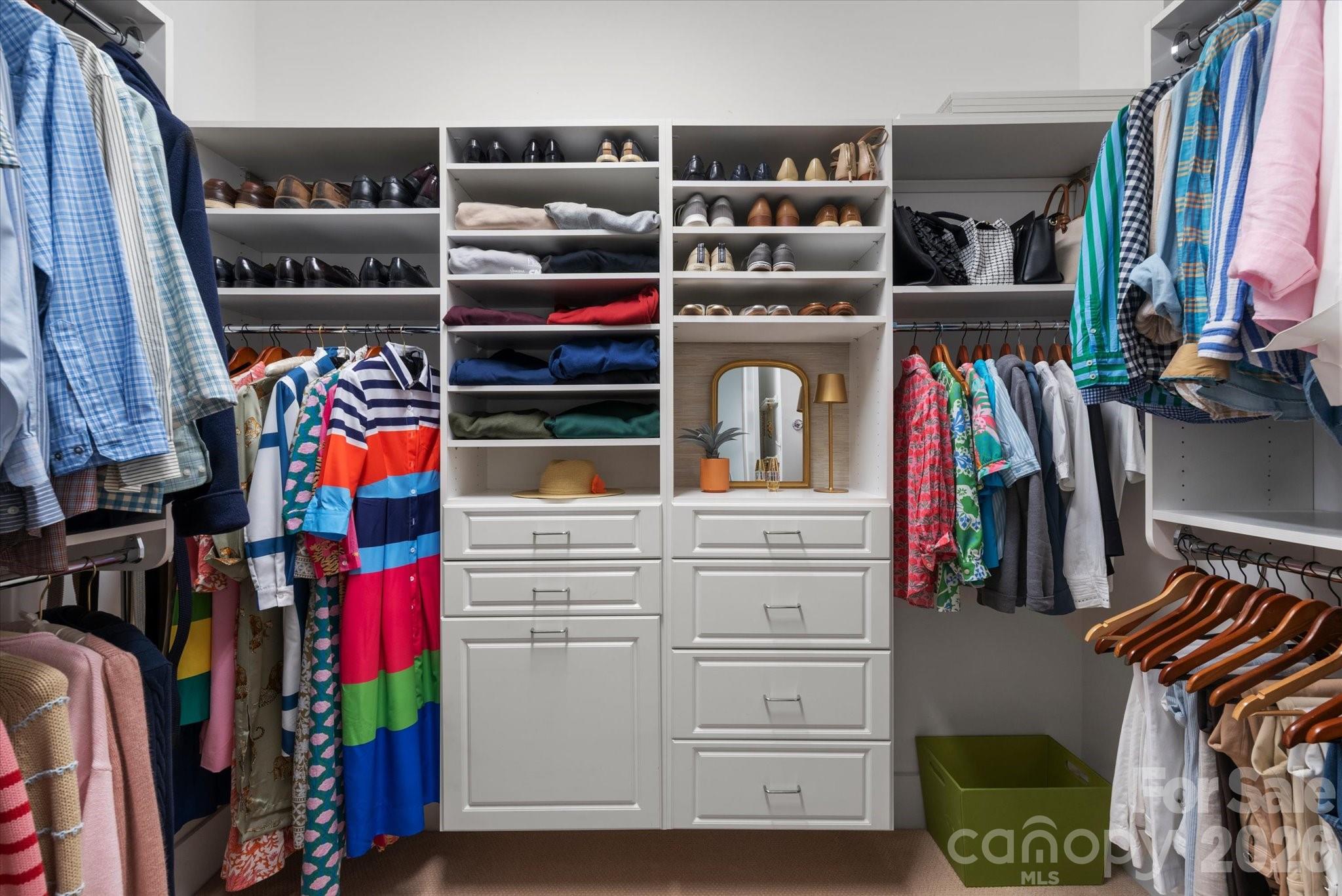 3702 Selwyn Avenue — Charlotte