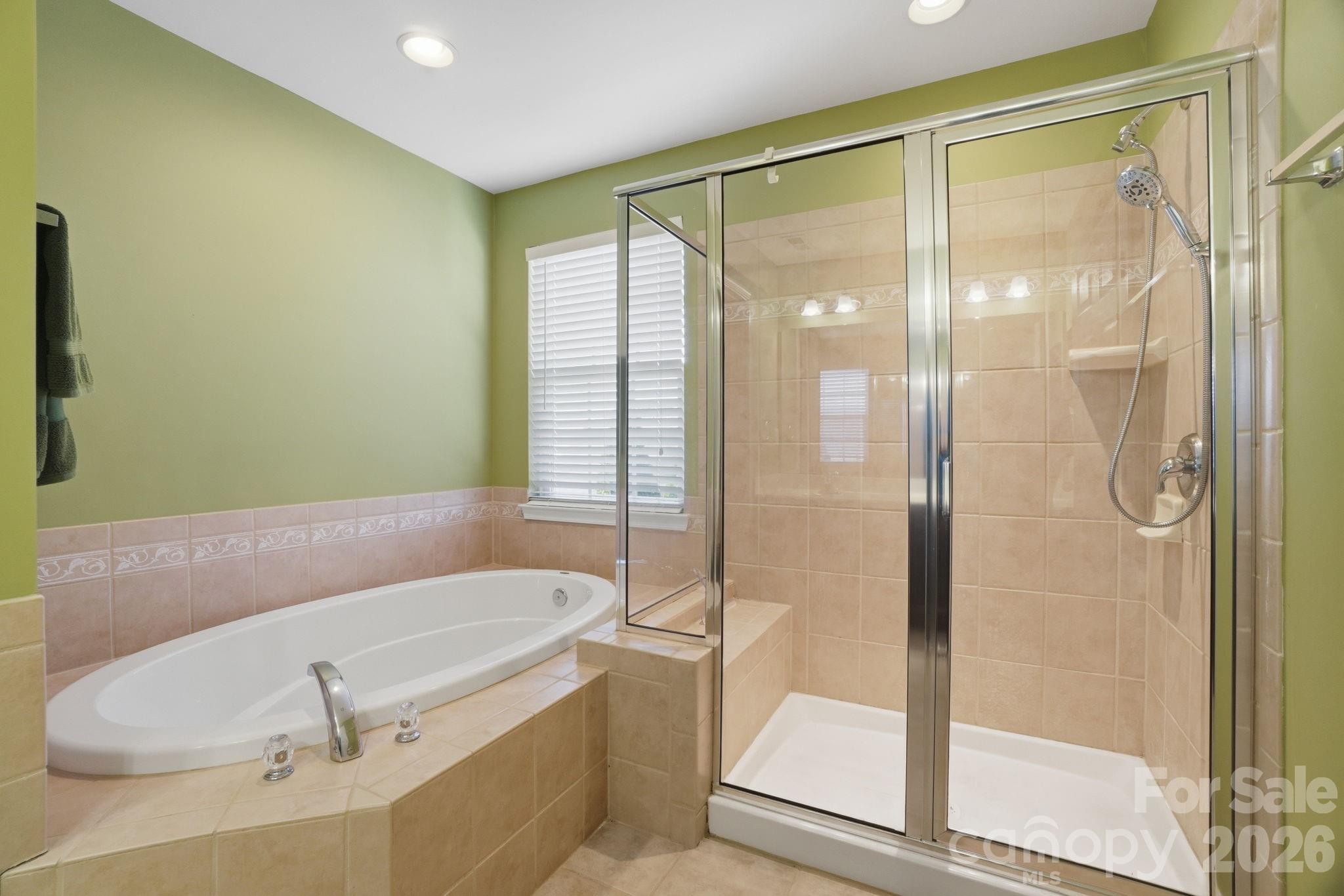 8157 Bridgegate Drive — Huntersville