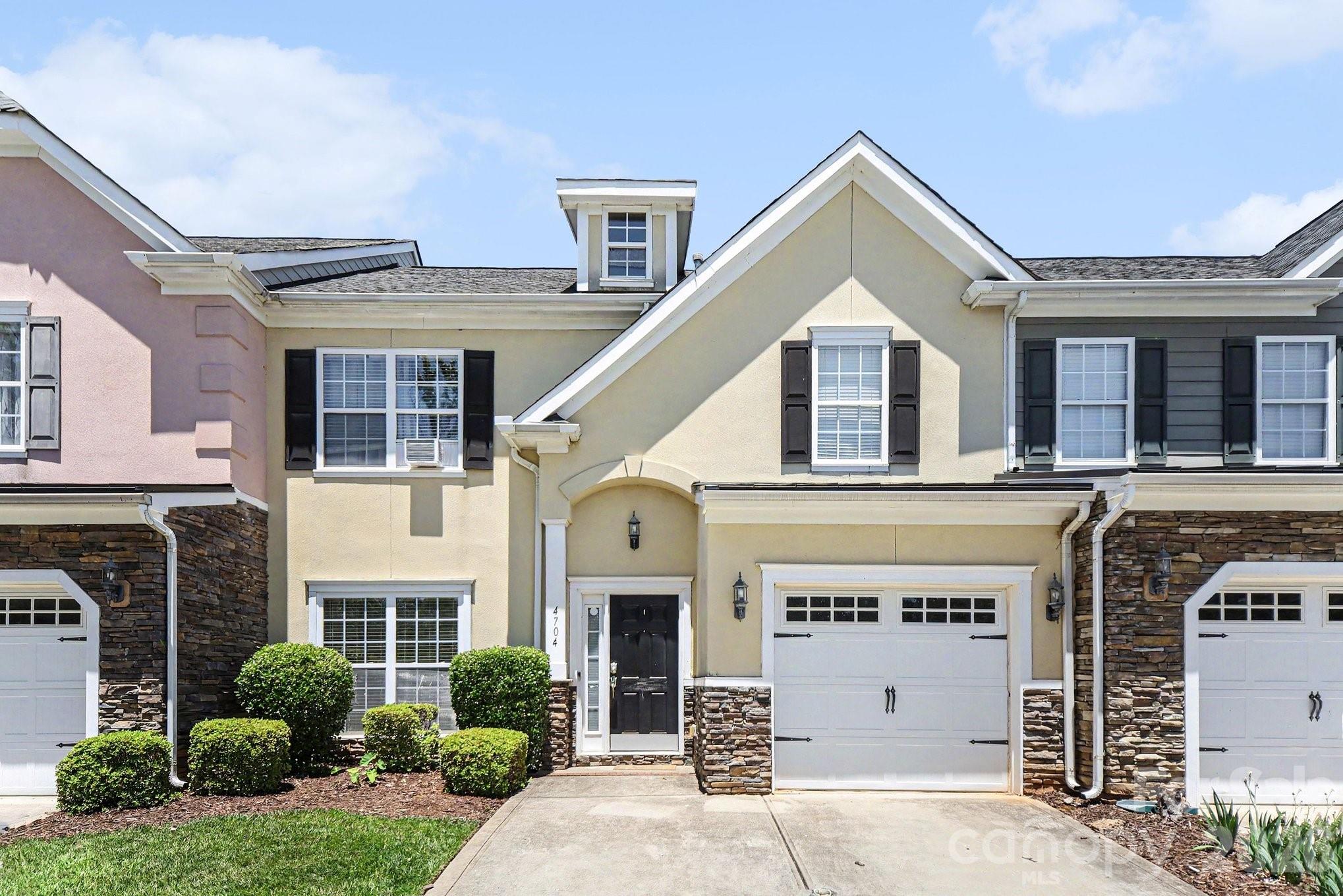 4704 Chantress Lane — Monroe