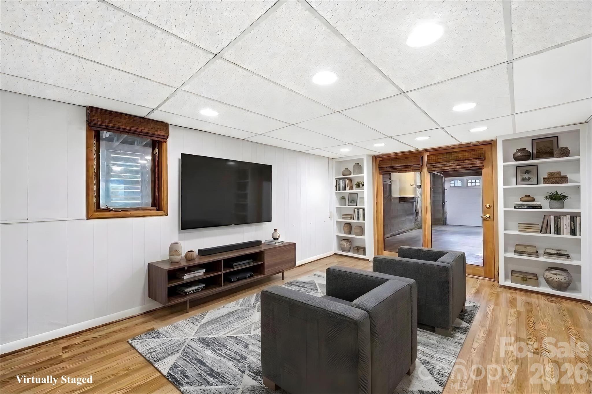 337 Woody Lane — Asheville