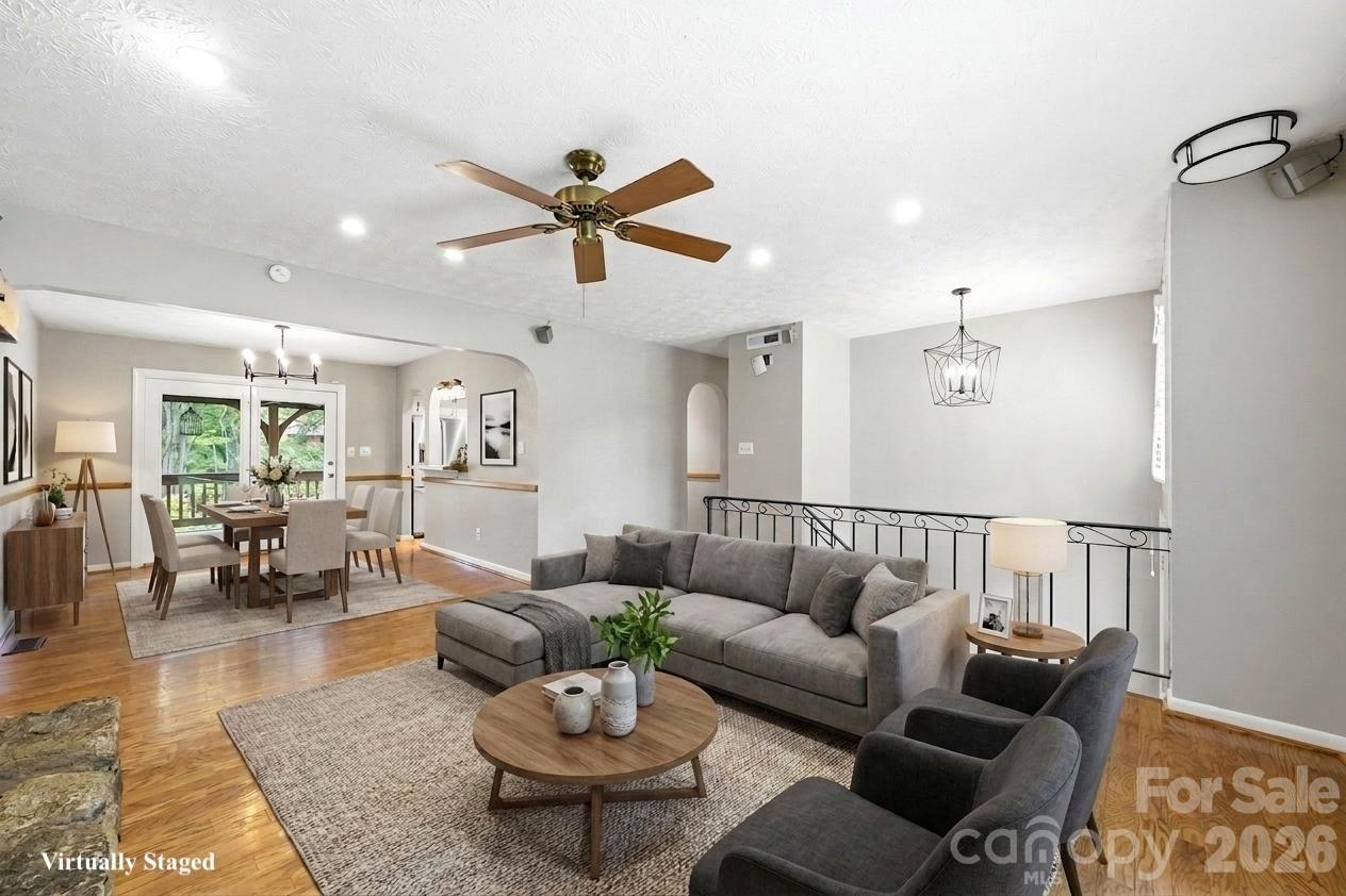 337 Woody Lane — Asheville
