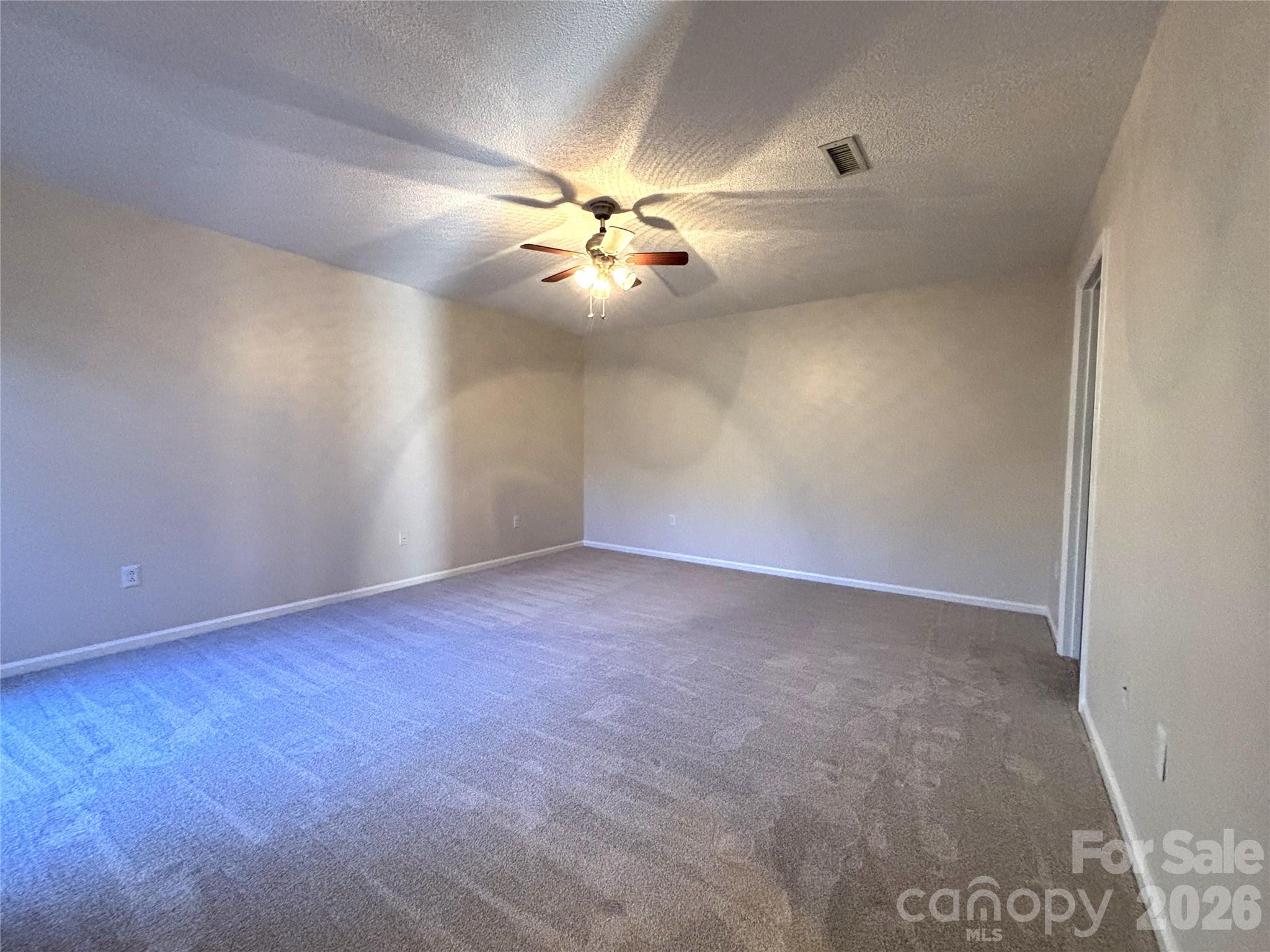 1754 12th Street NE — Hickory
