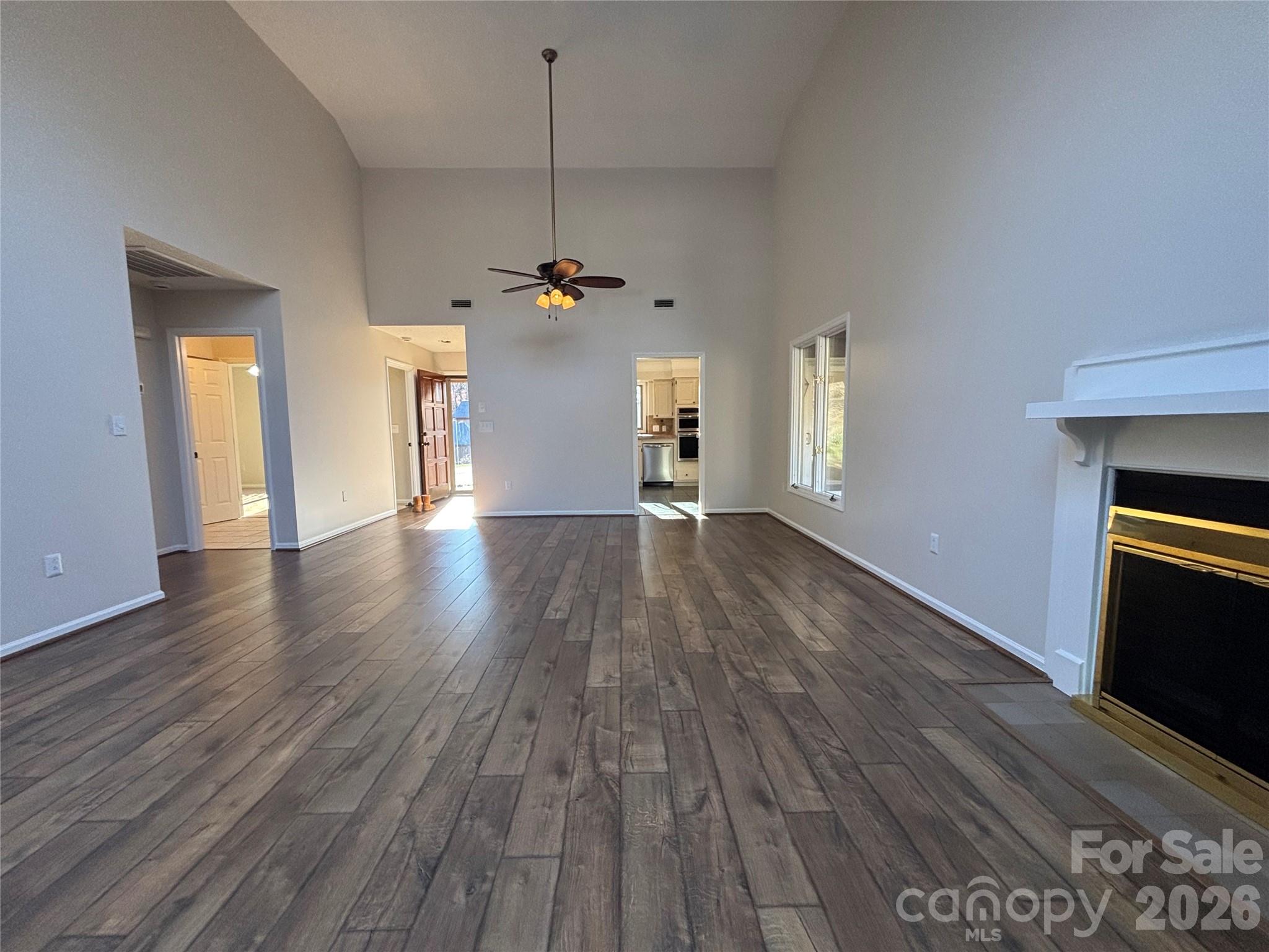 1754 12th Street NE — Hickory