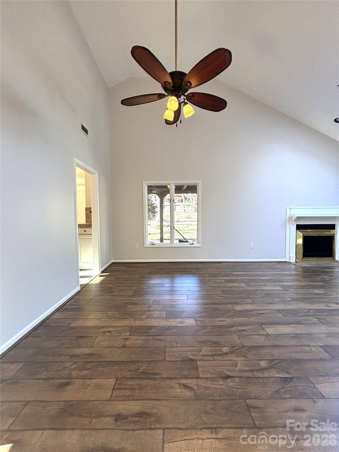 1754 12th Street NE — Hickory