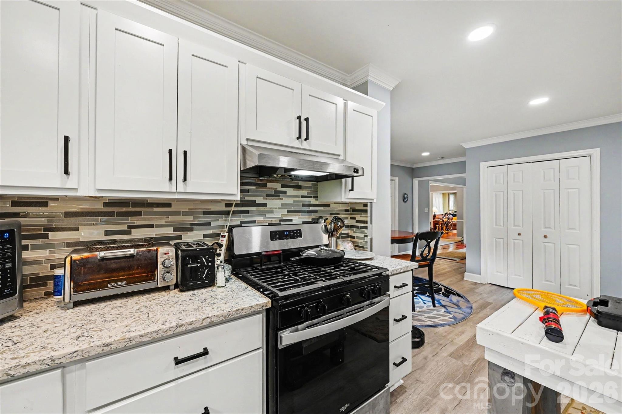 855 W Marion Street — Shelby