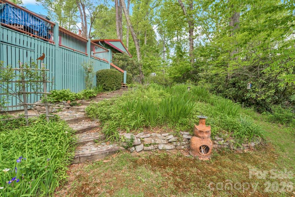 1590 Shulls Mill Road — Boone