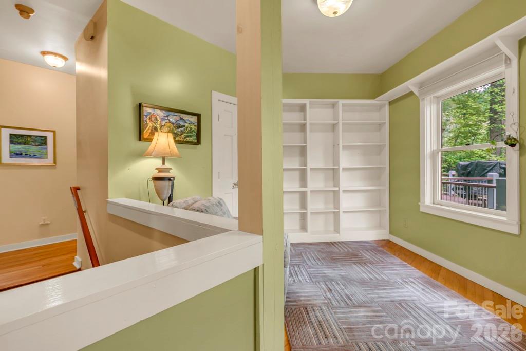1590 Shulls Mill Road — Boone