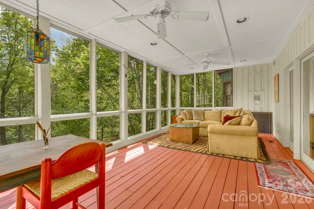 1590 Shulls Mill Road — Boone