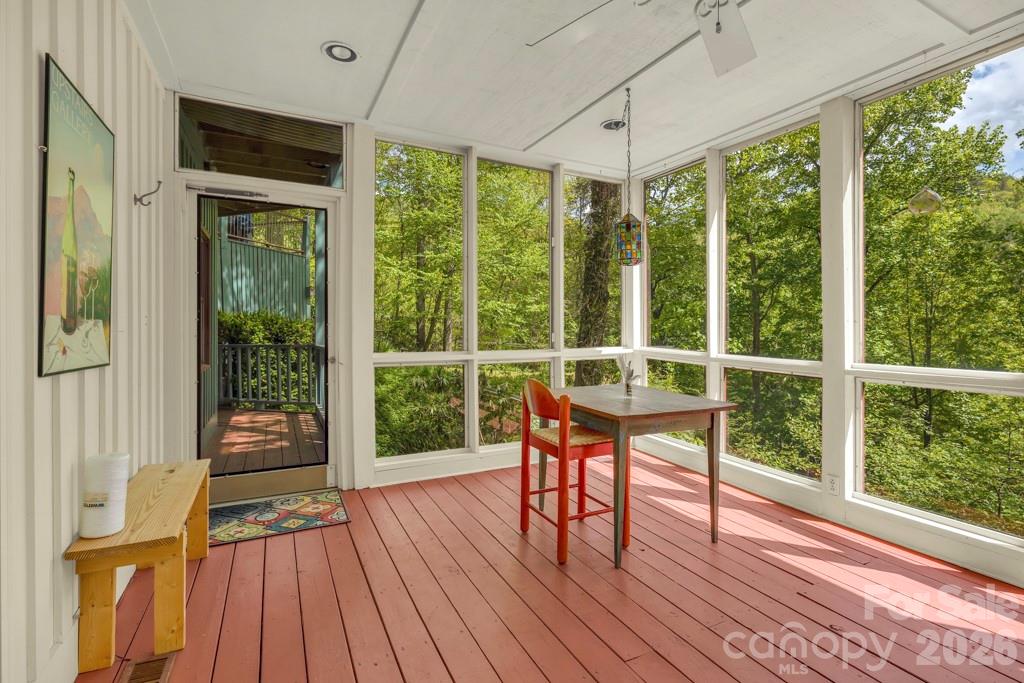 1590 Shulls Mill Road — Boone