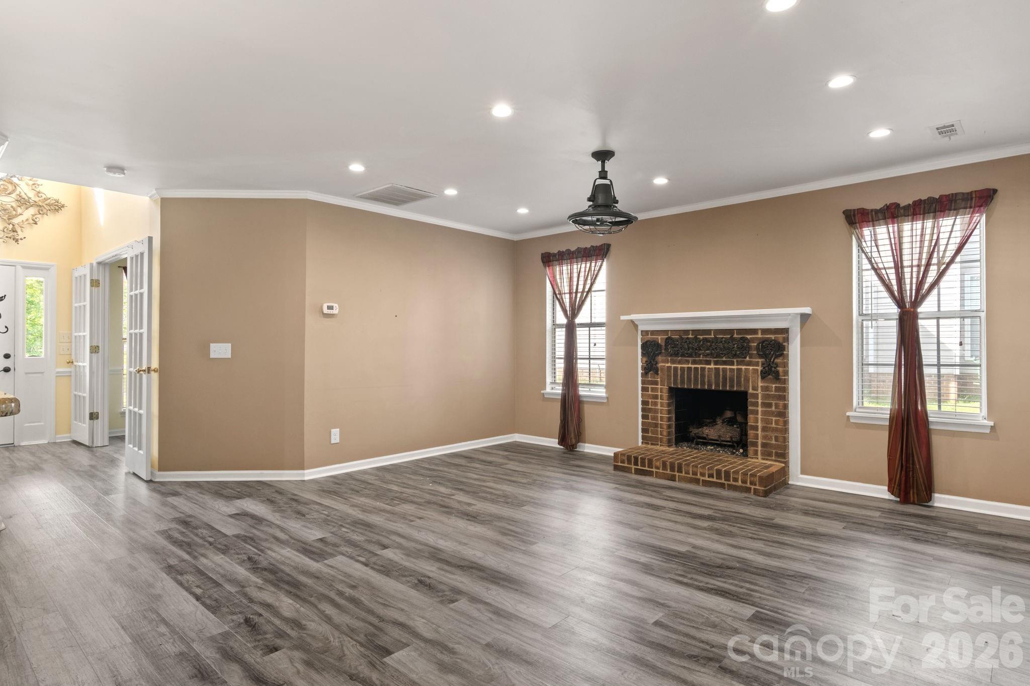 11413 Hunters Landing Drive — Charlotte
