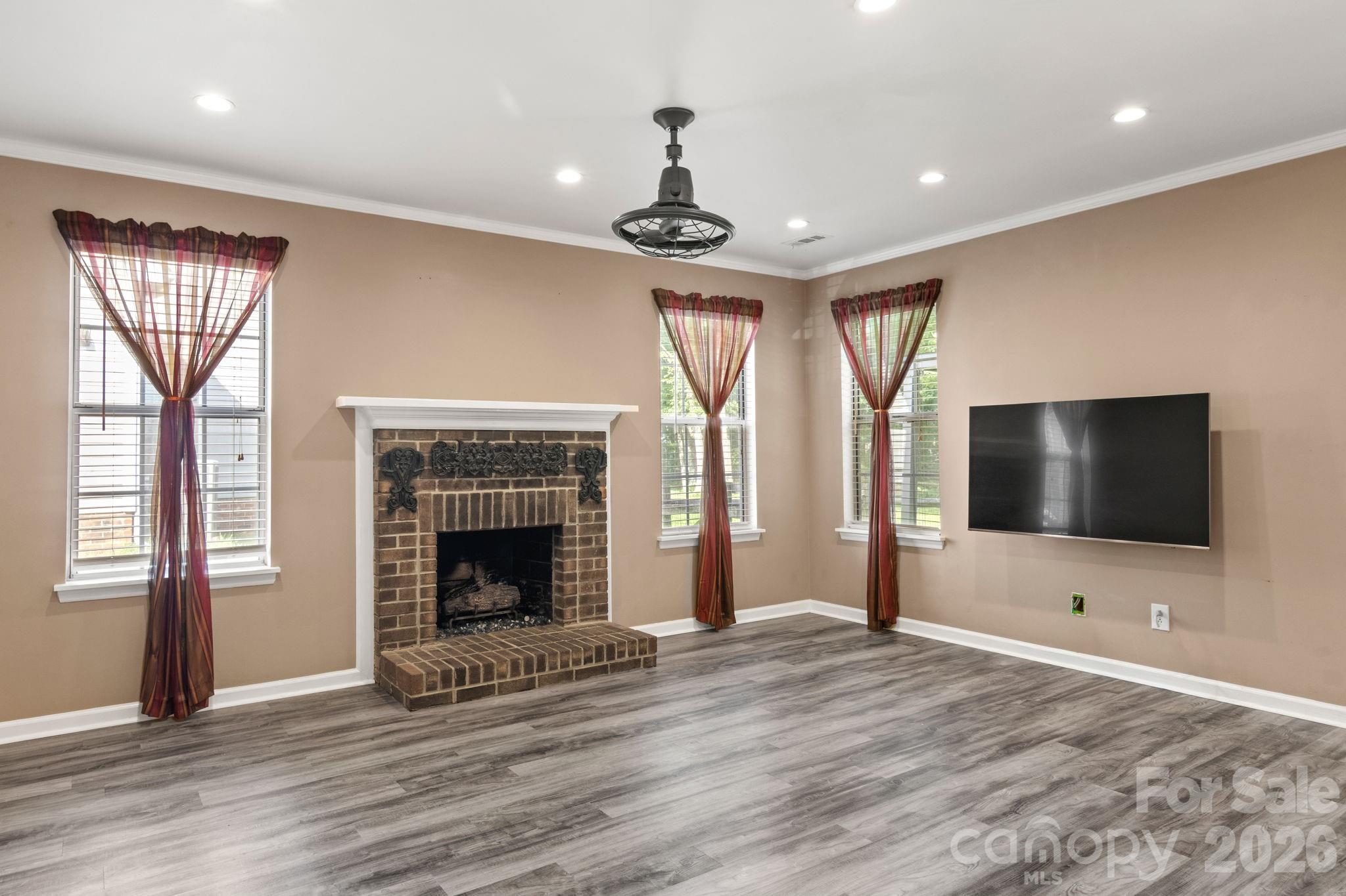 11413 Hunters Landing Drive — Charlotte