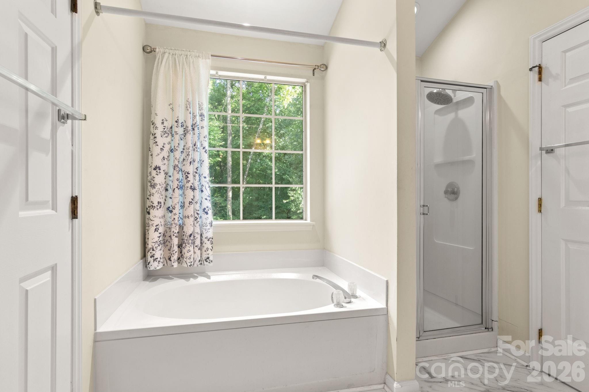 11413 Hunters Landing Drive — Charlotte