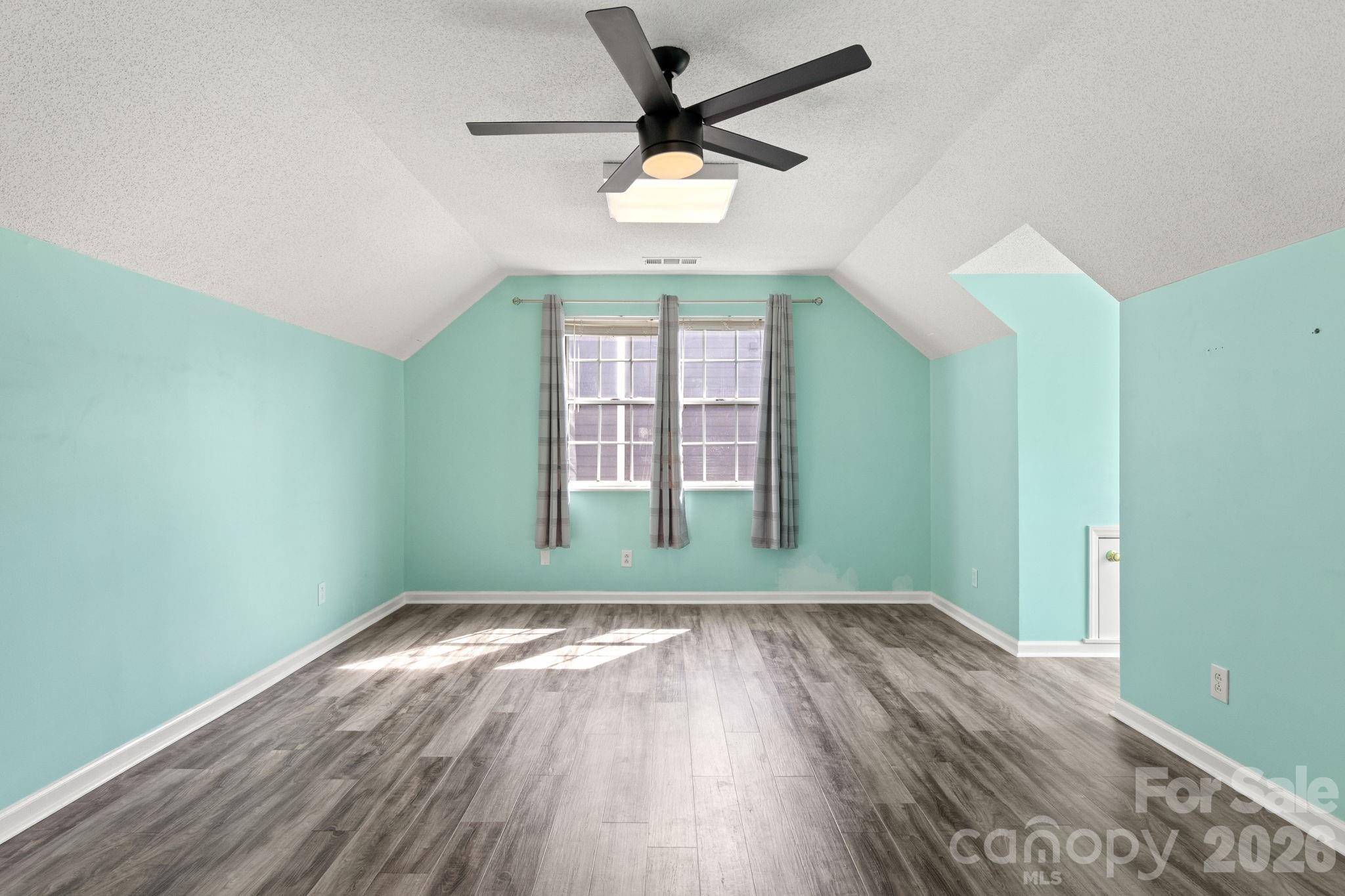 11413 Hunters Landing Drive — Charlotte
