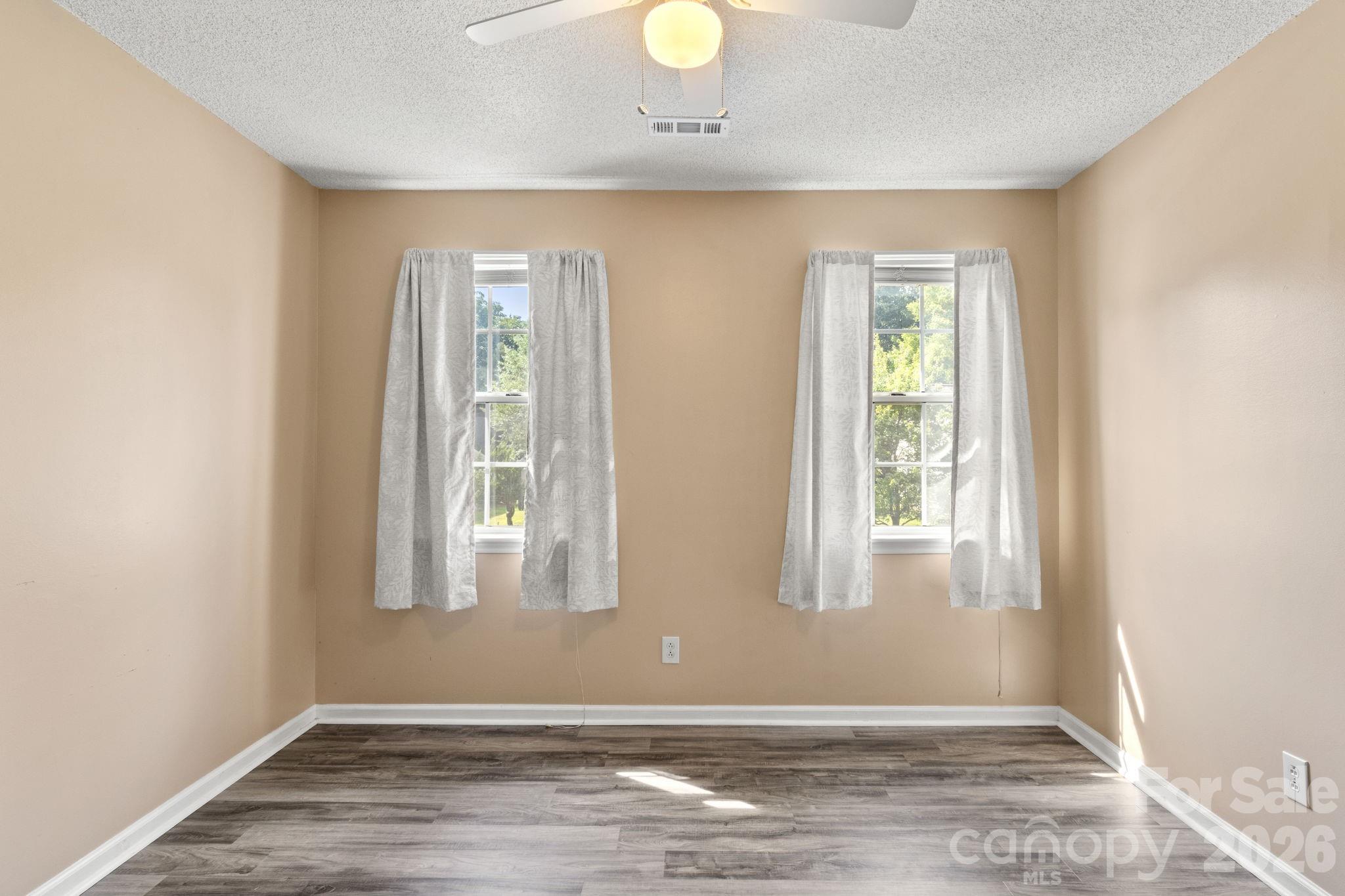 11413 Hunters Landing Drive — Charlotte