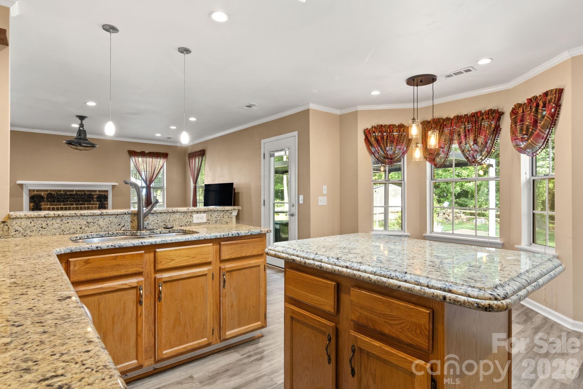 11413 Hunters Landing Drive — Charlotte