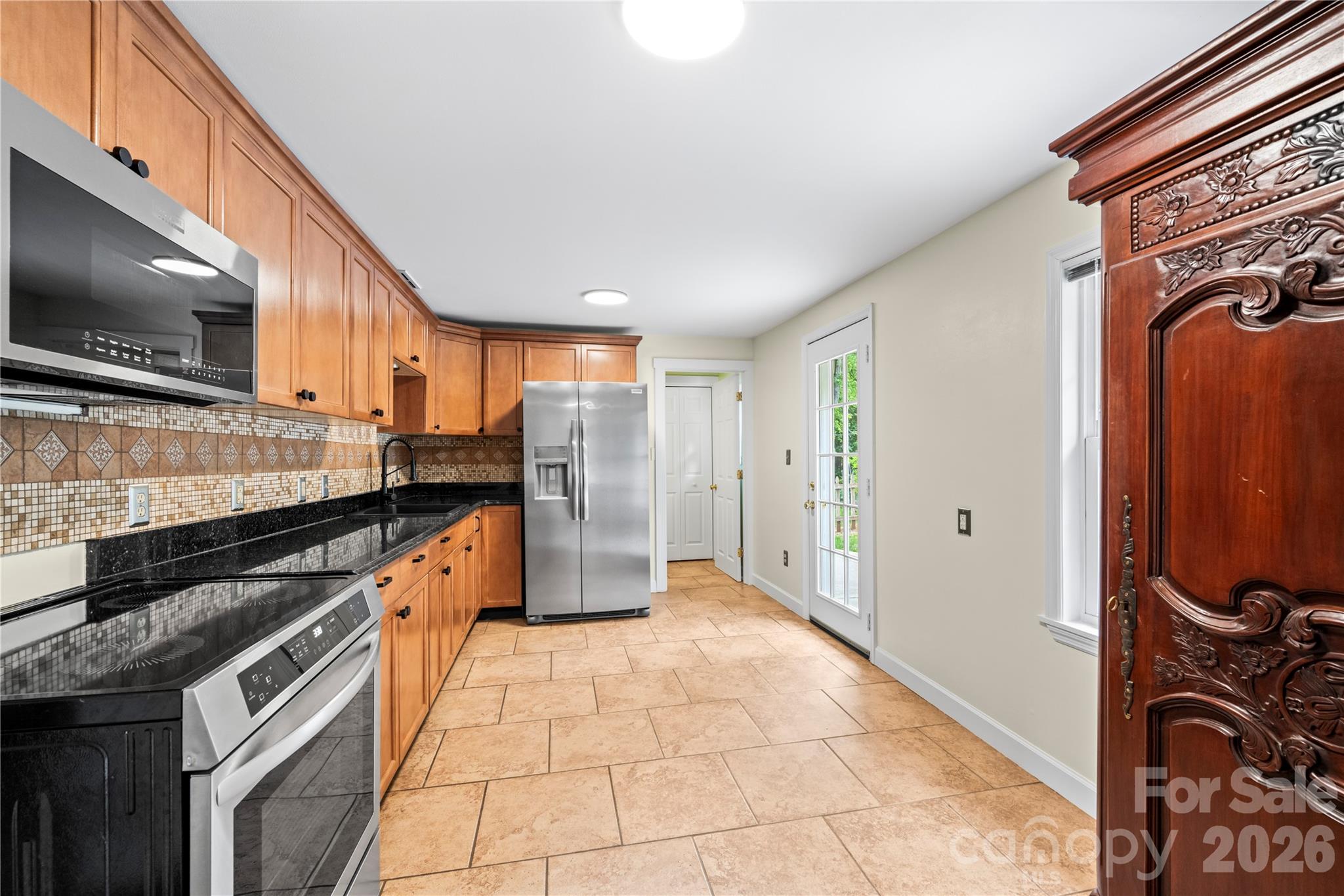 589 Sand Hill Road — Asheville
