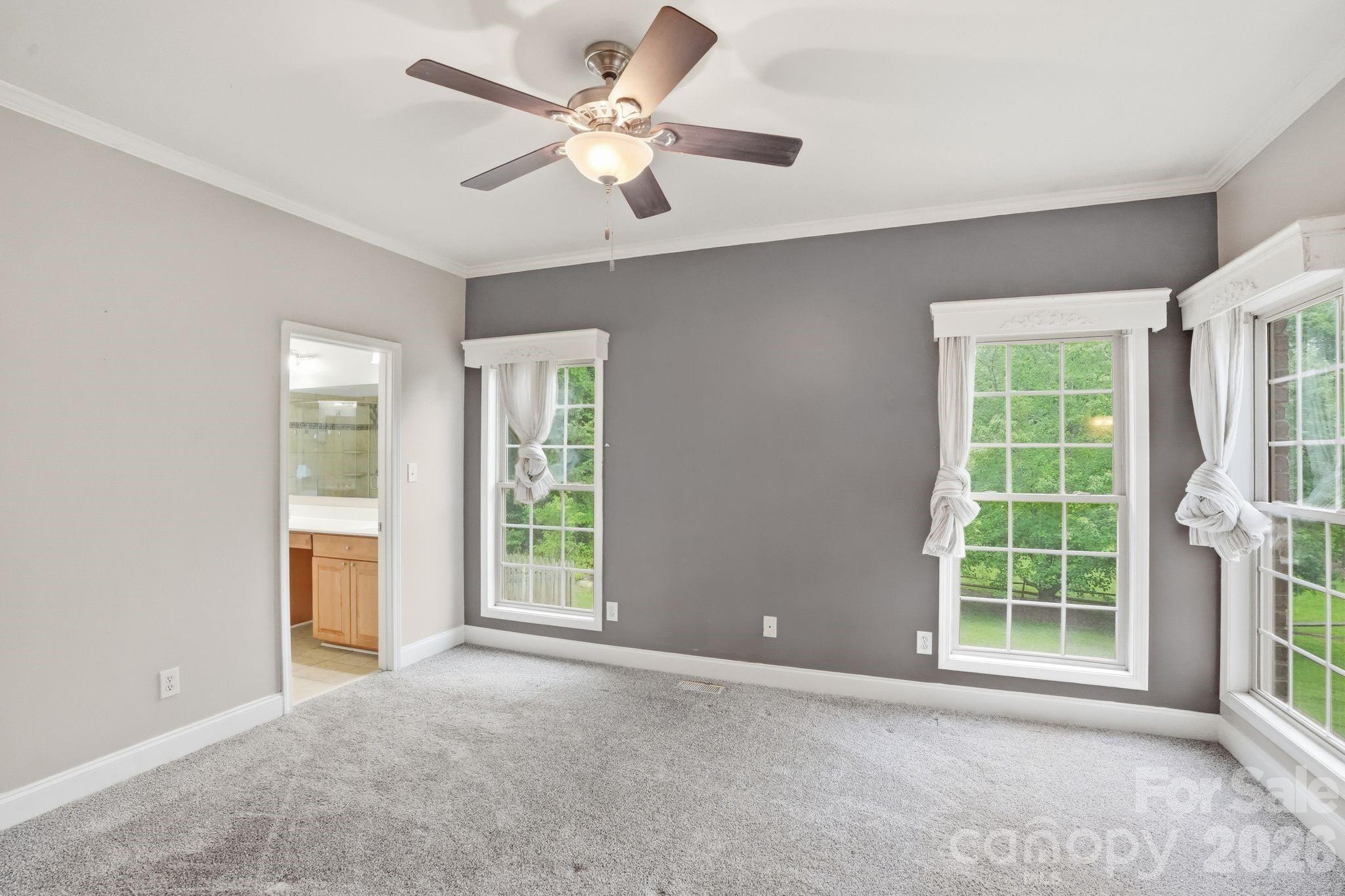 1099 Curve View Road — Lincolnton