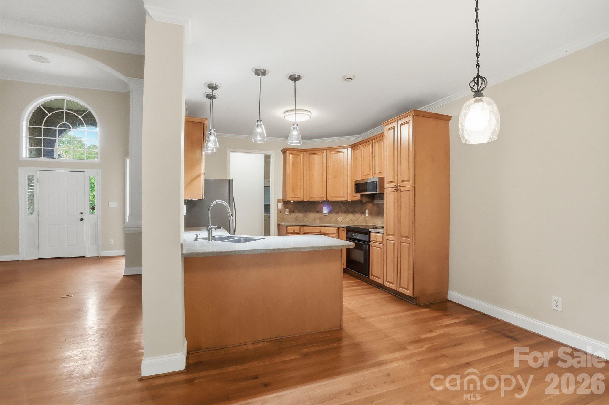 1099 Curve View Road — Lincolnton