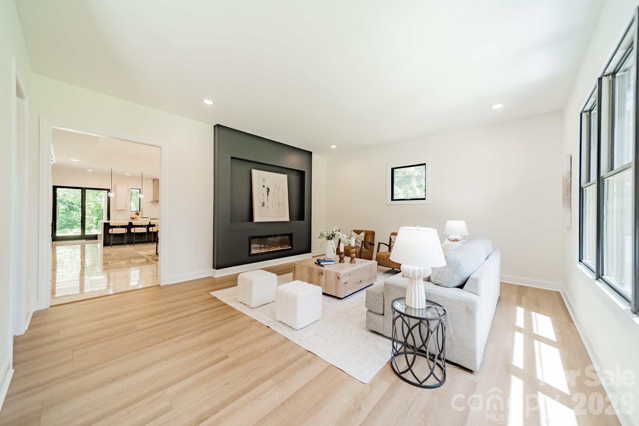 112 Jim Parker Road — Wesley Chapel